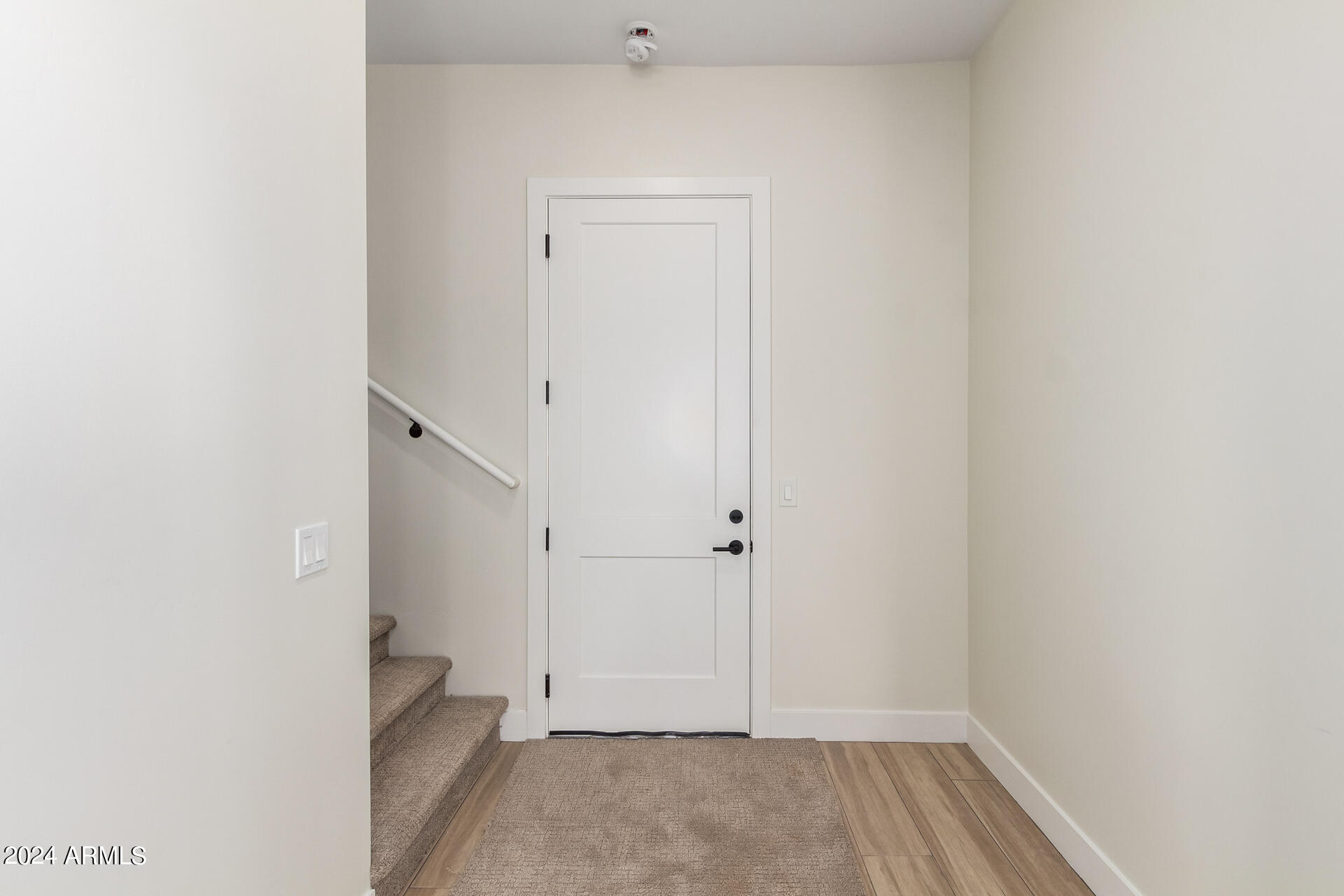 3001 W SUN BEAM Lane