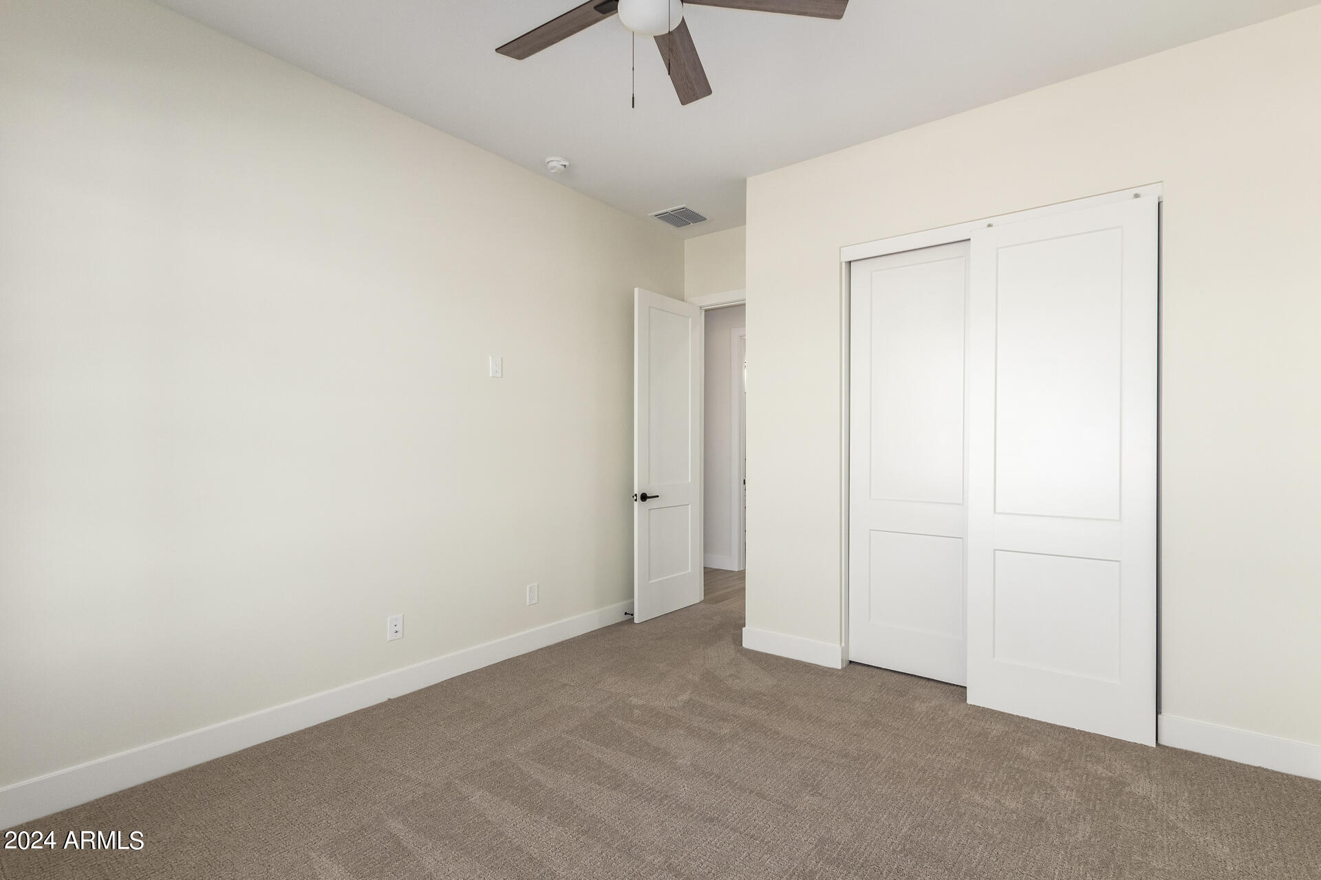 3001 W SUN BEAM Lane