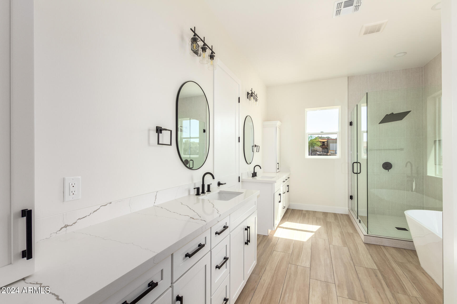 3001 W SUN BEAM Lane