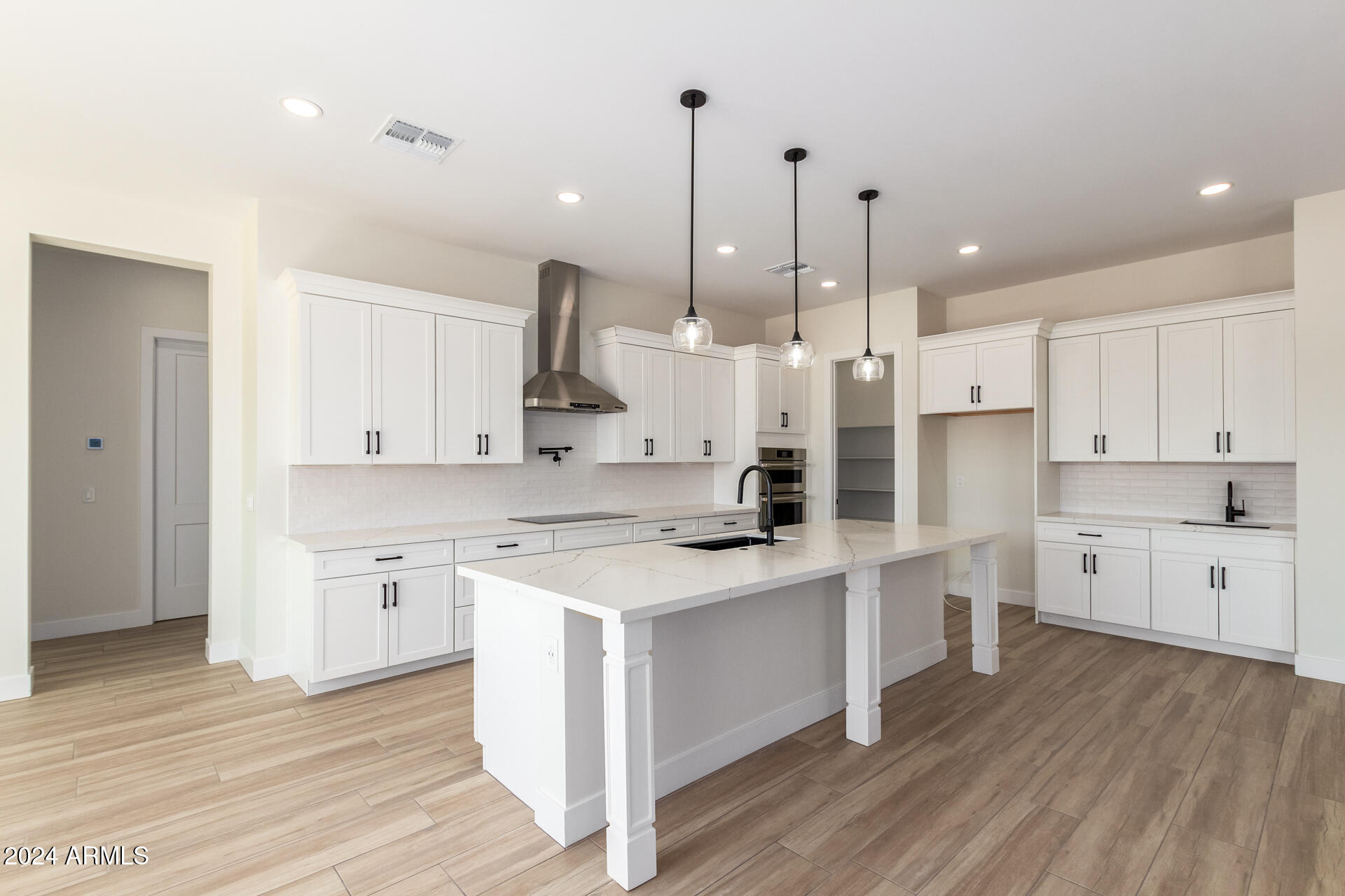 3001 W SUN BEAM Lane