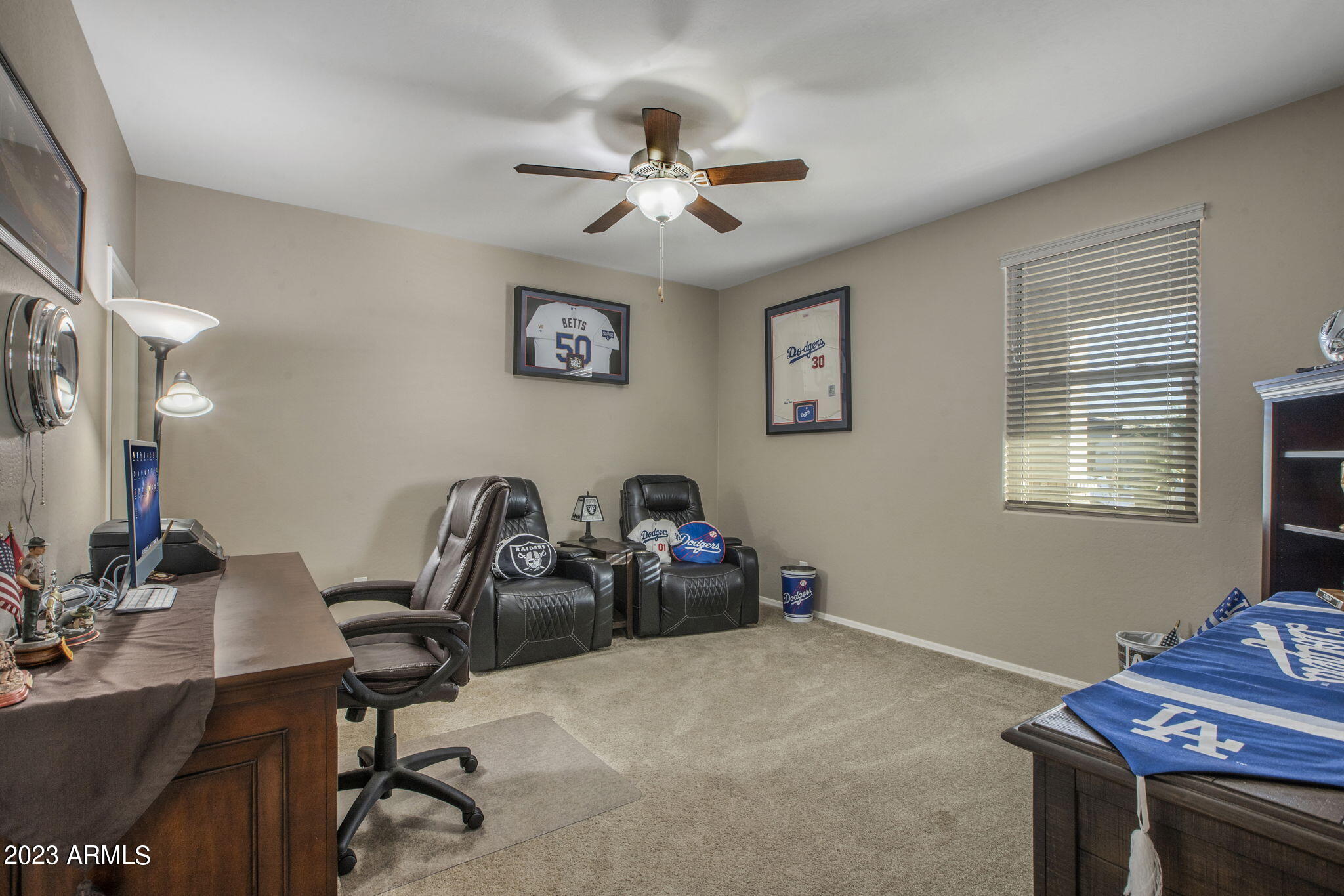 22526 E VIA LAS BRISAS --