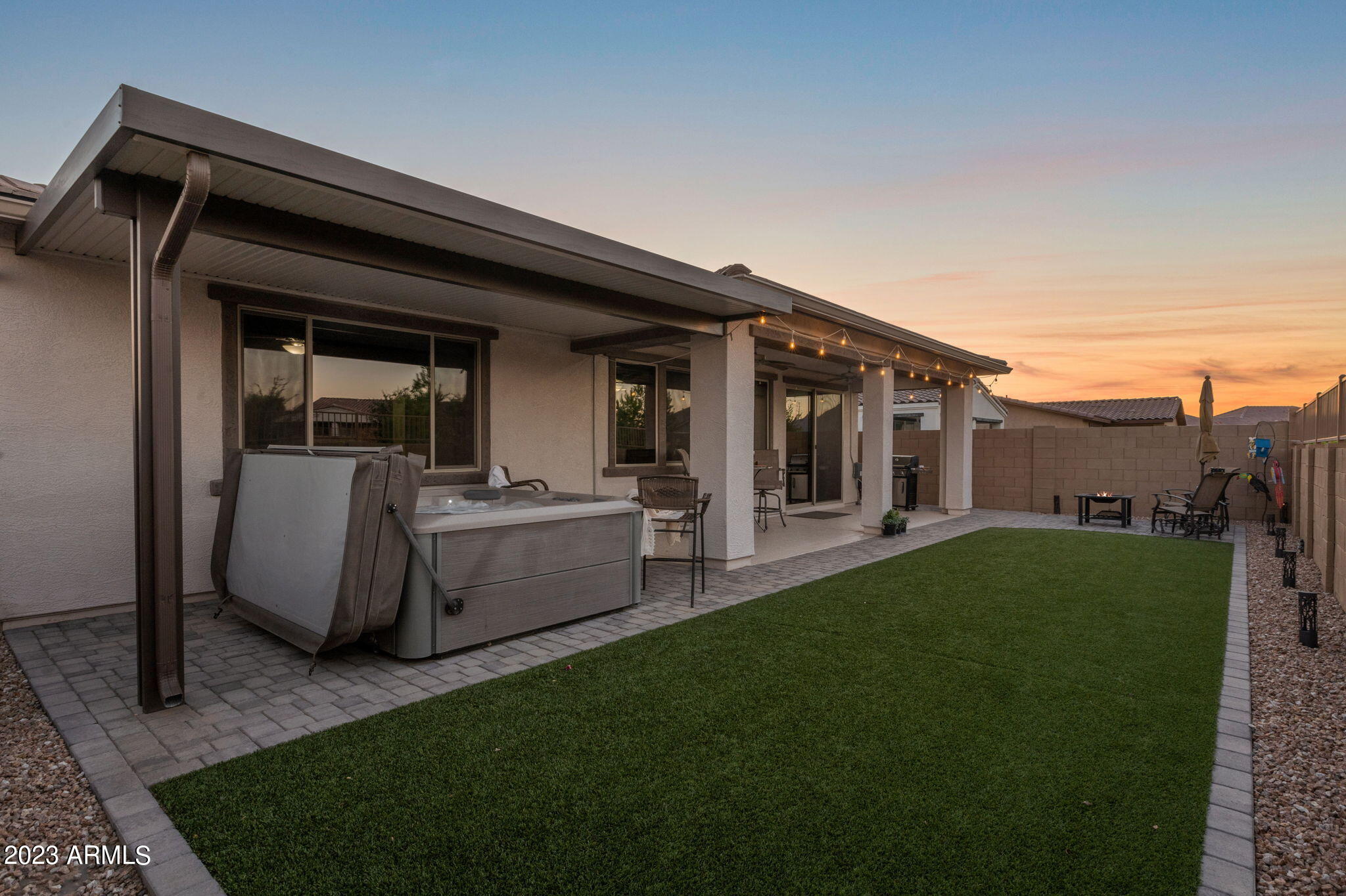 22526 E VIA LAS BRISAS --