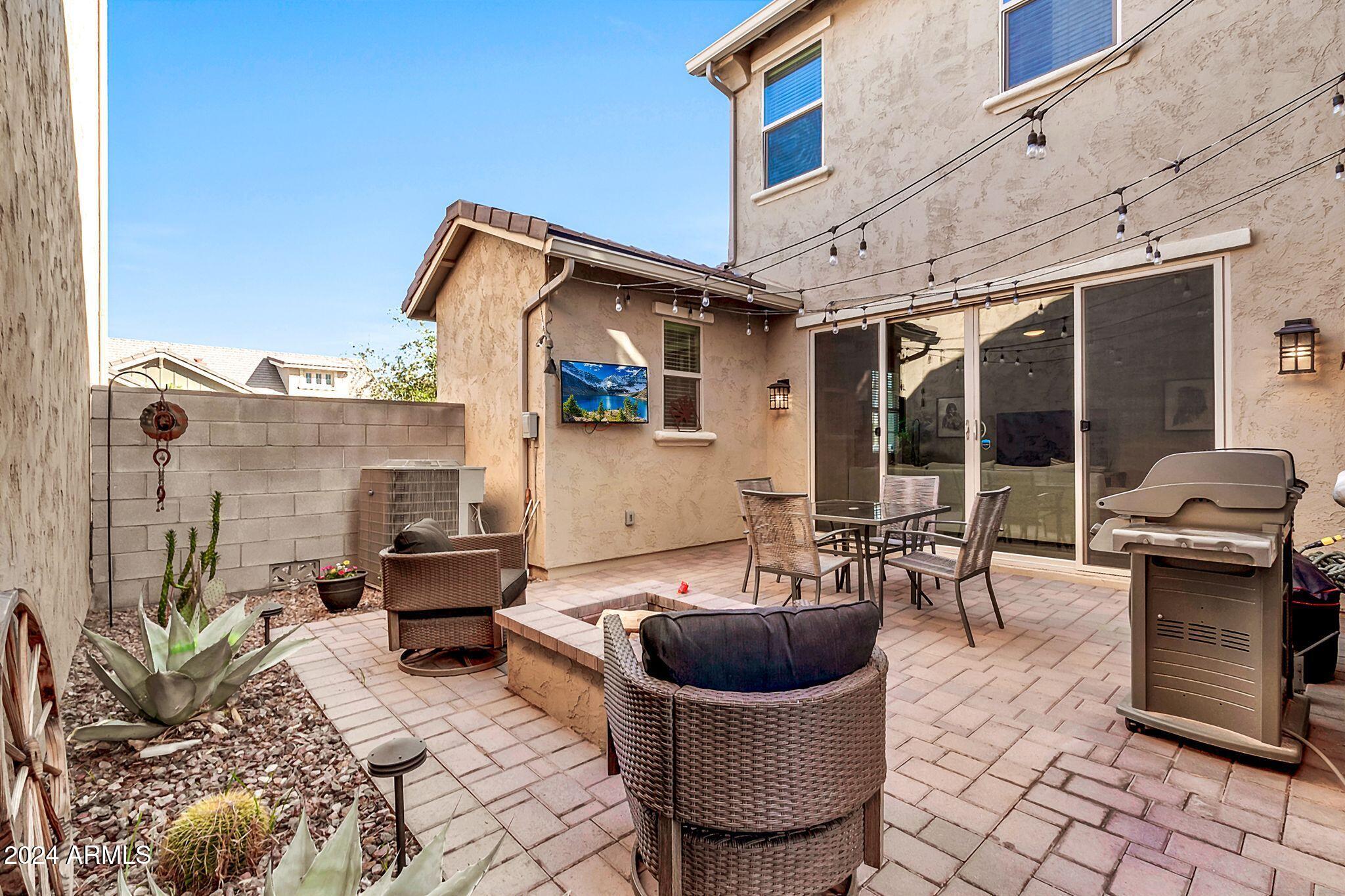 2576 S QUAINTANCE Street