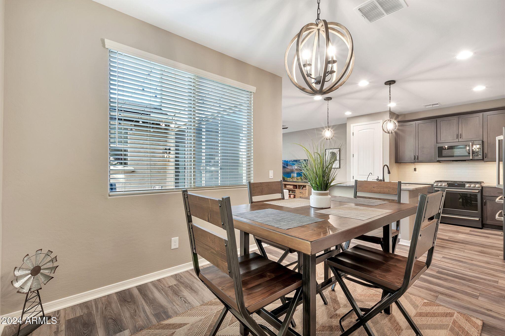 2576 S QUAINTANCE Street