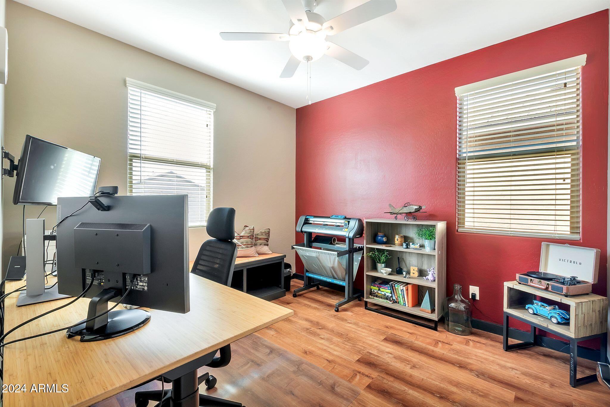 2576 S QUAINTANCE Street