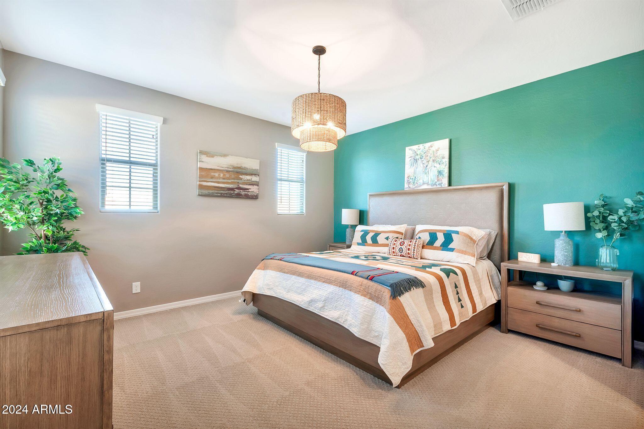 2576 S QUAINTANCE Street