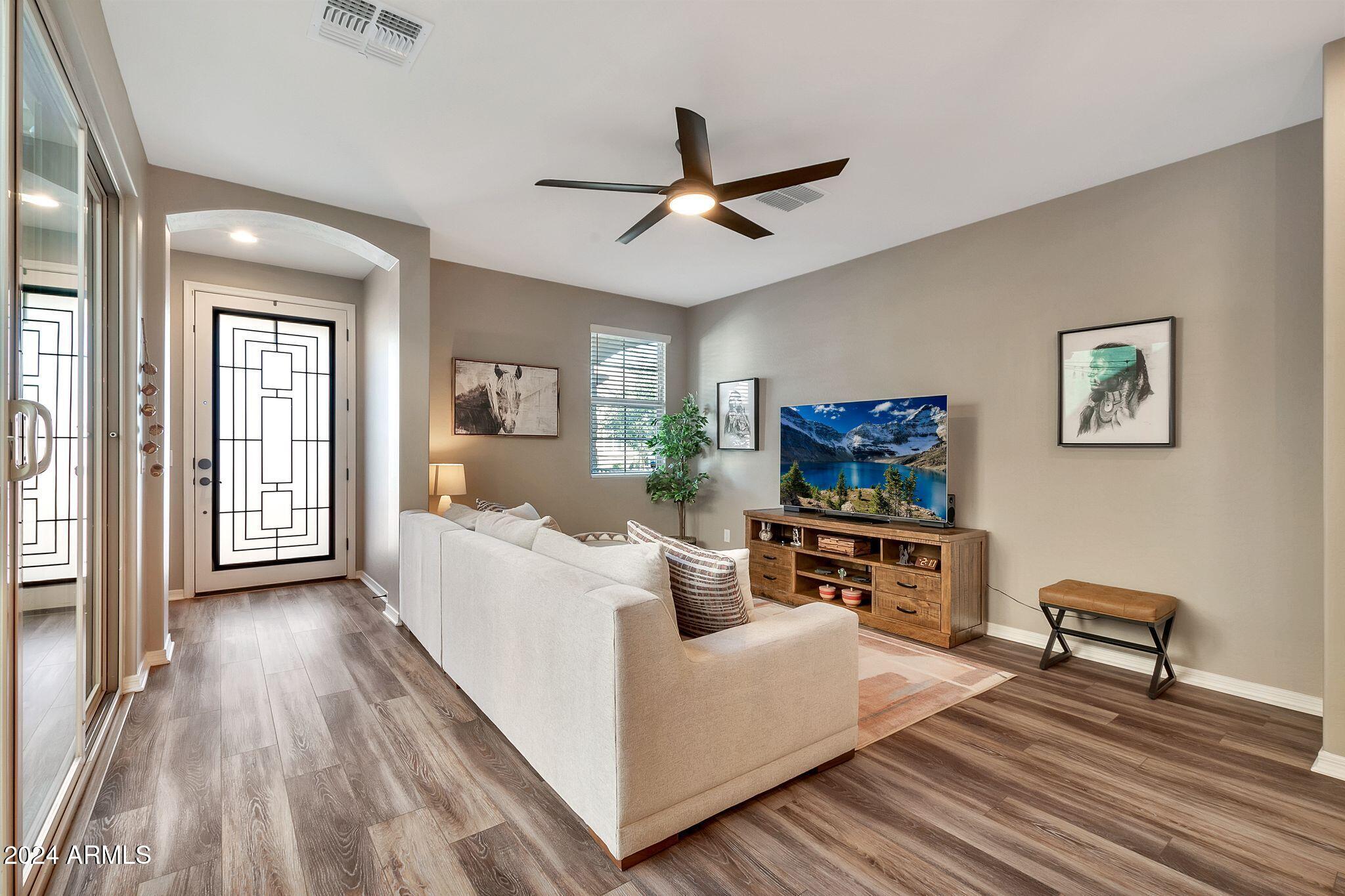 2576 S QUAINTANCE Street