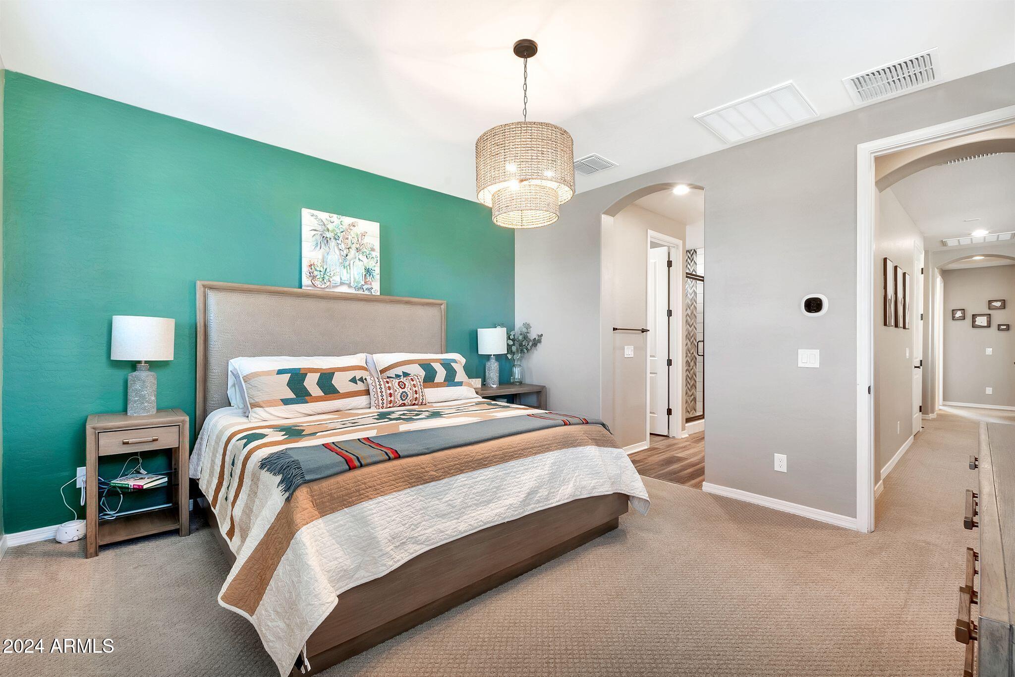 2576 S QUAINTANCE Street