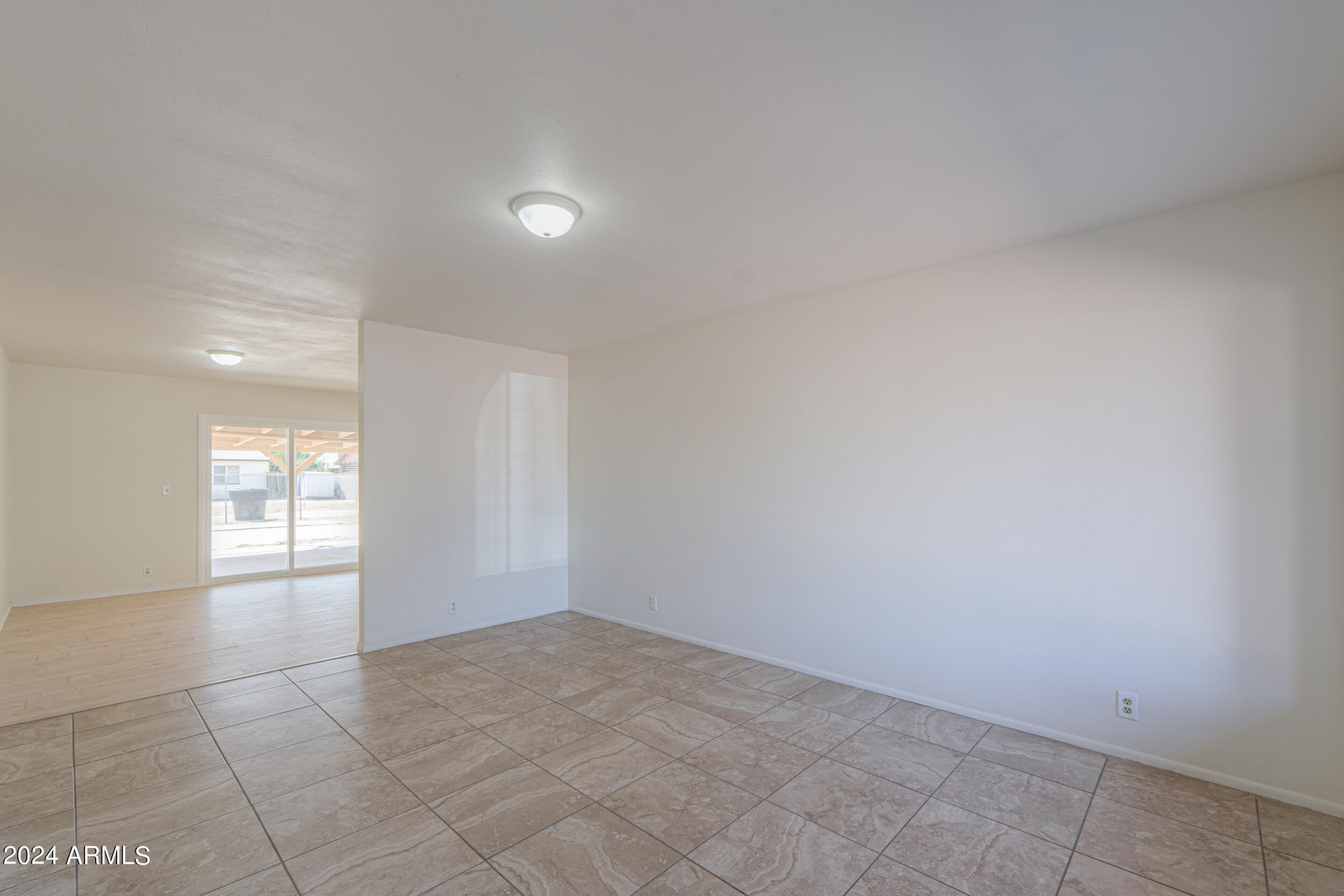 531 E Gabrilla Drive