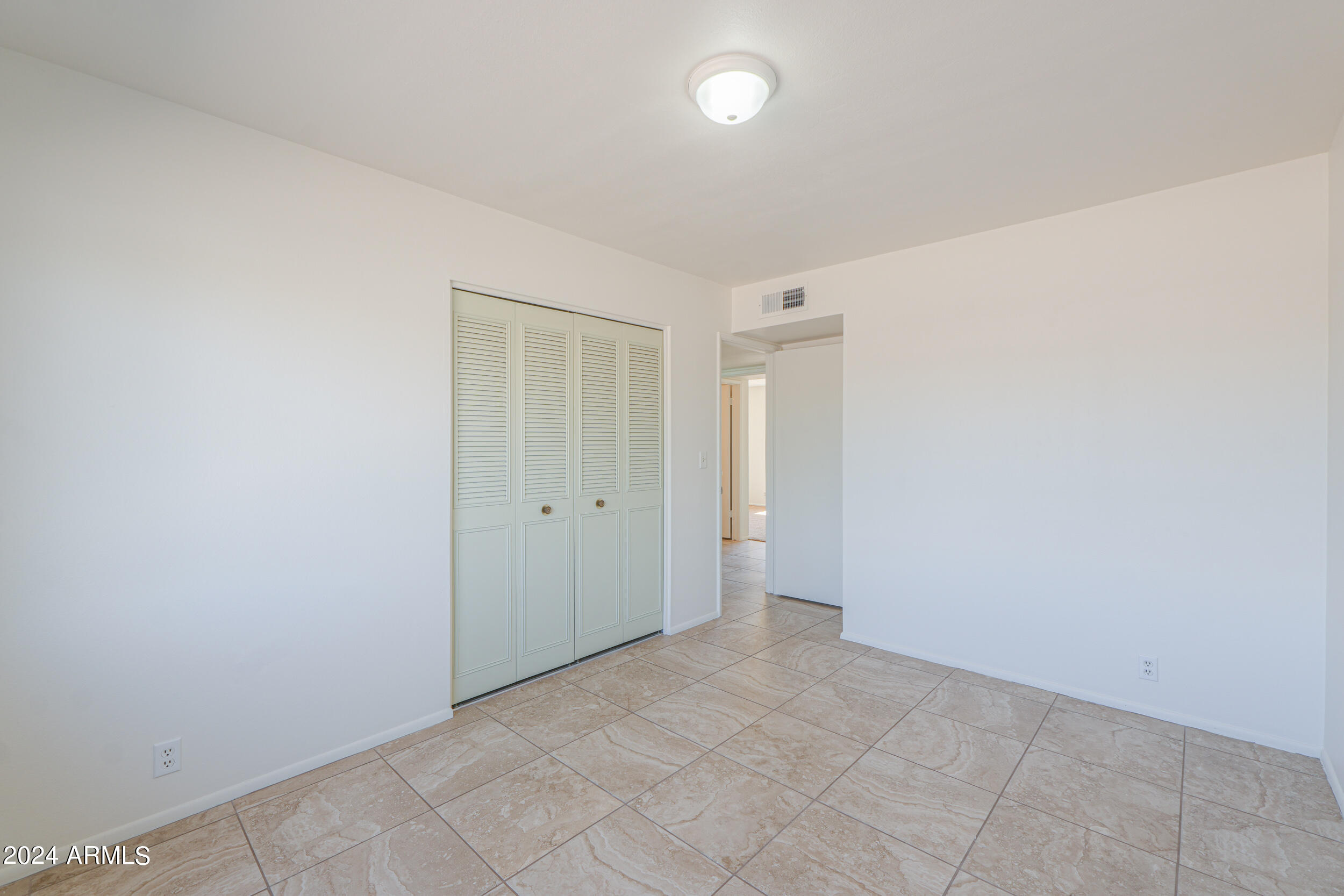 531 E Gabrilla Drive