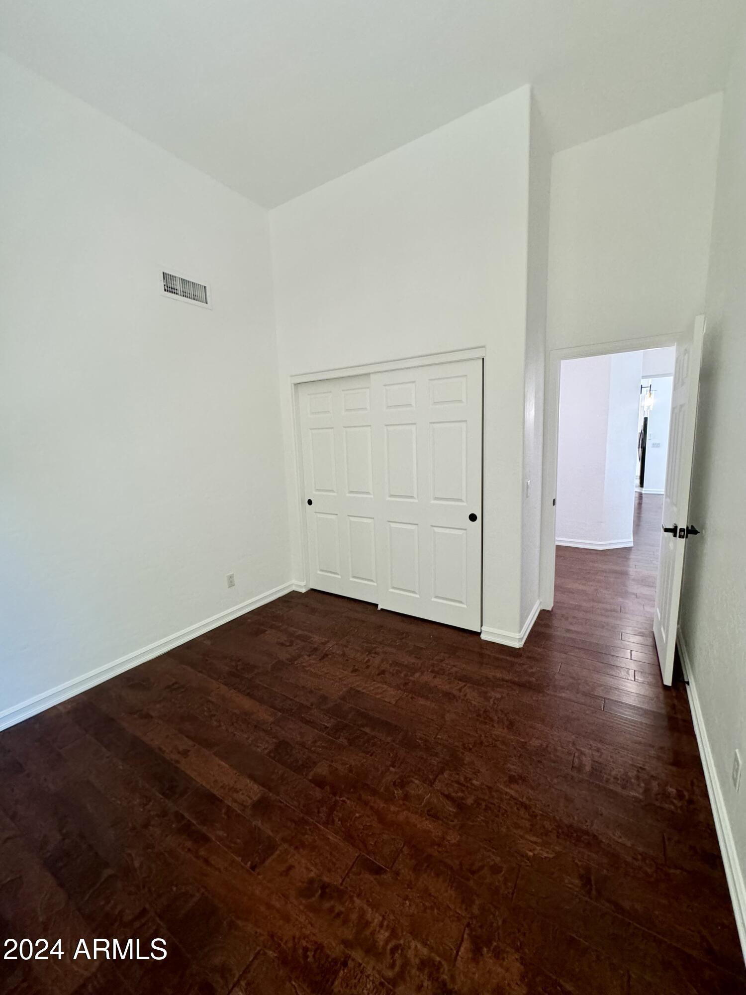 1346 E BRIARWOOD Terrace