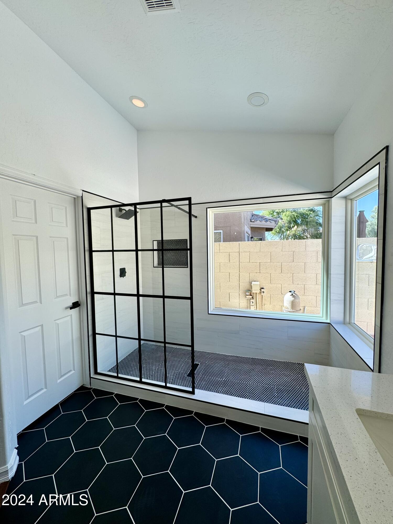 1346 E BRIARWOOD Terrace