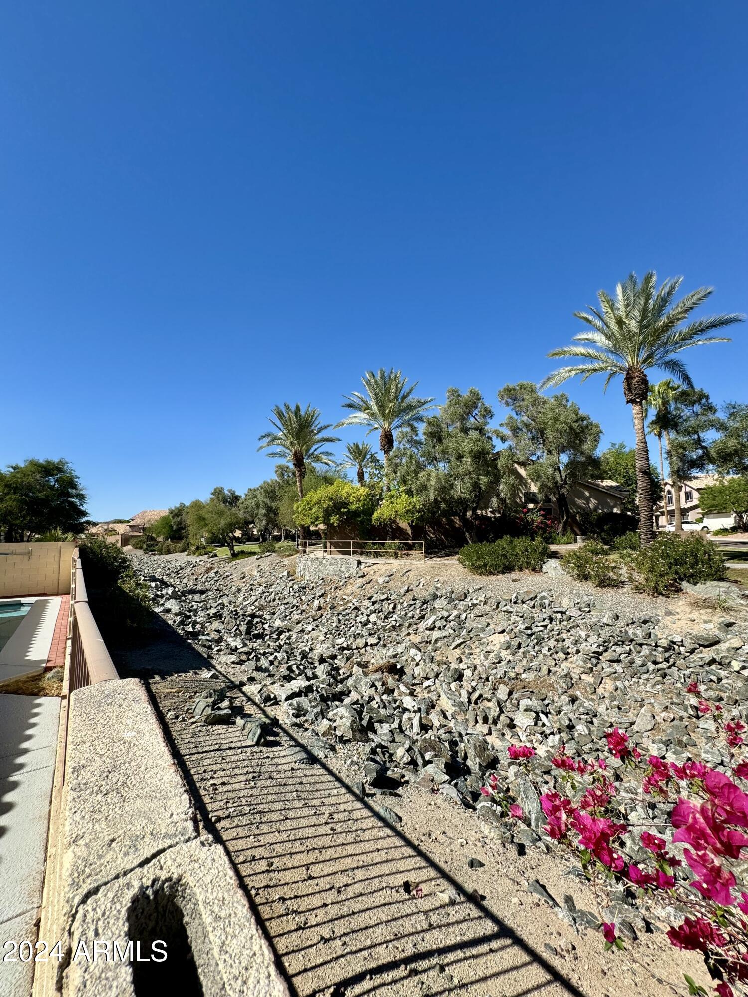 1346 E BRIARWOOD Terrace