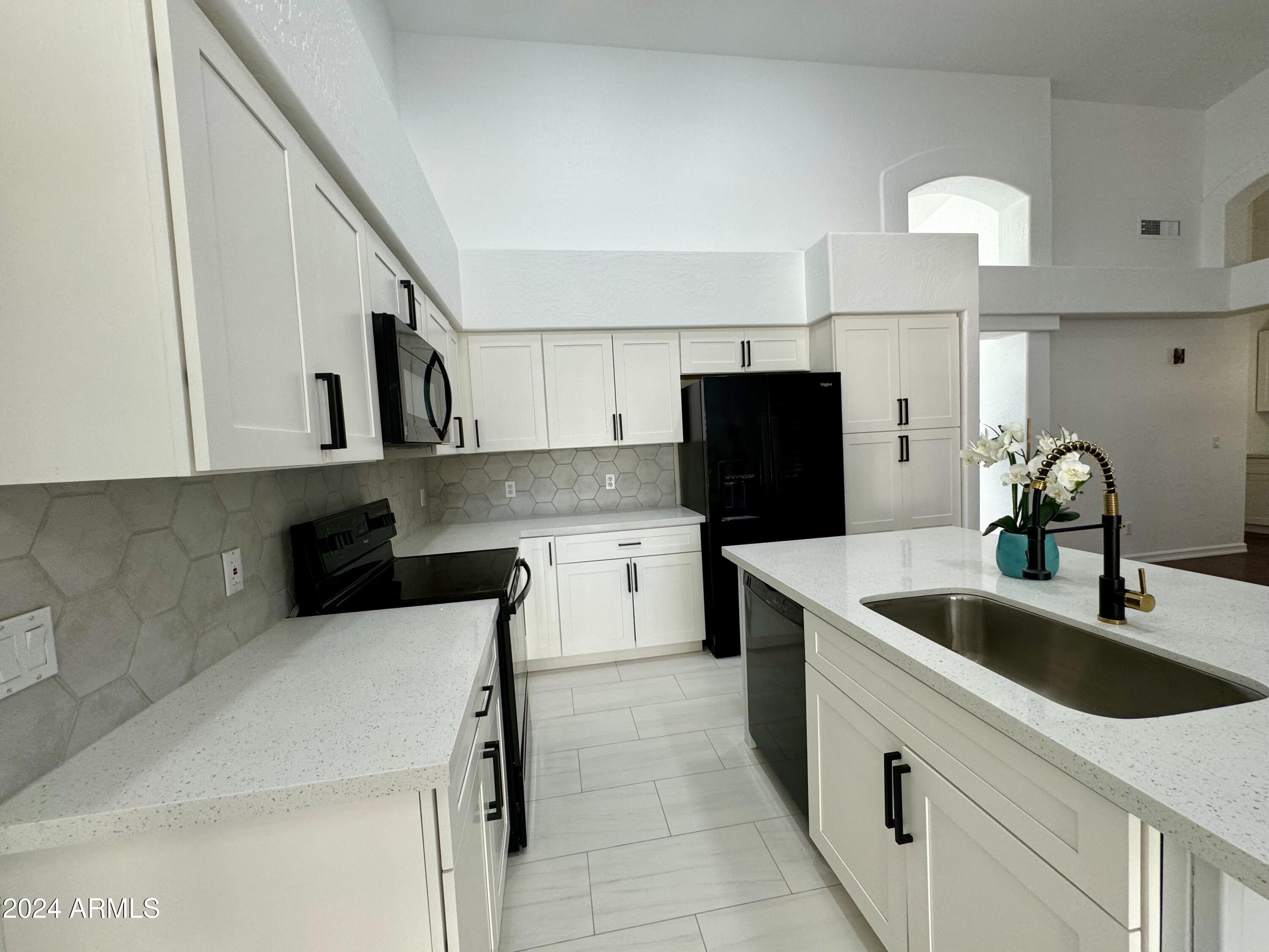 1346 E BRIARWOOD Terrace