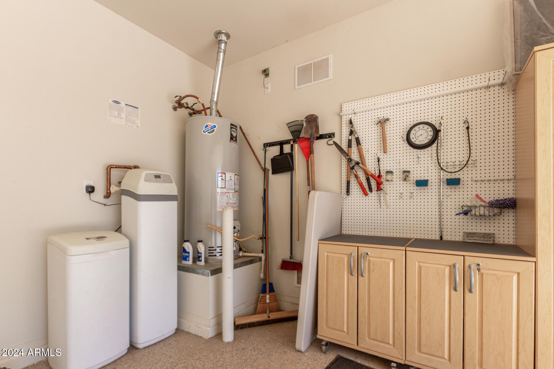 6648 W MOCKINGBIRD Way