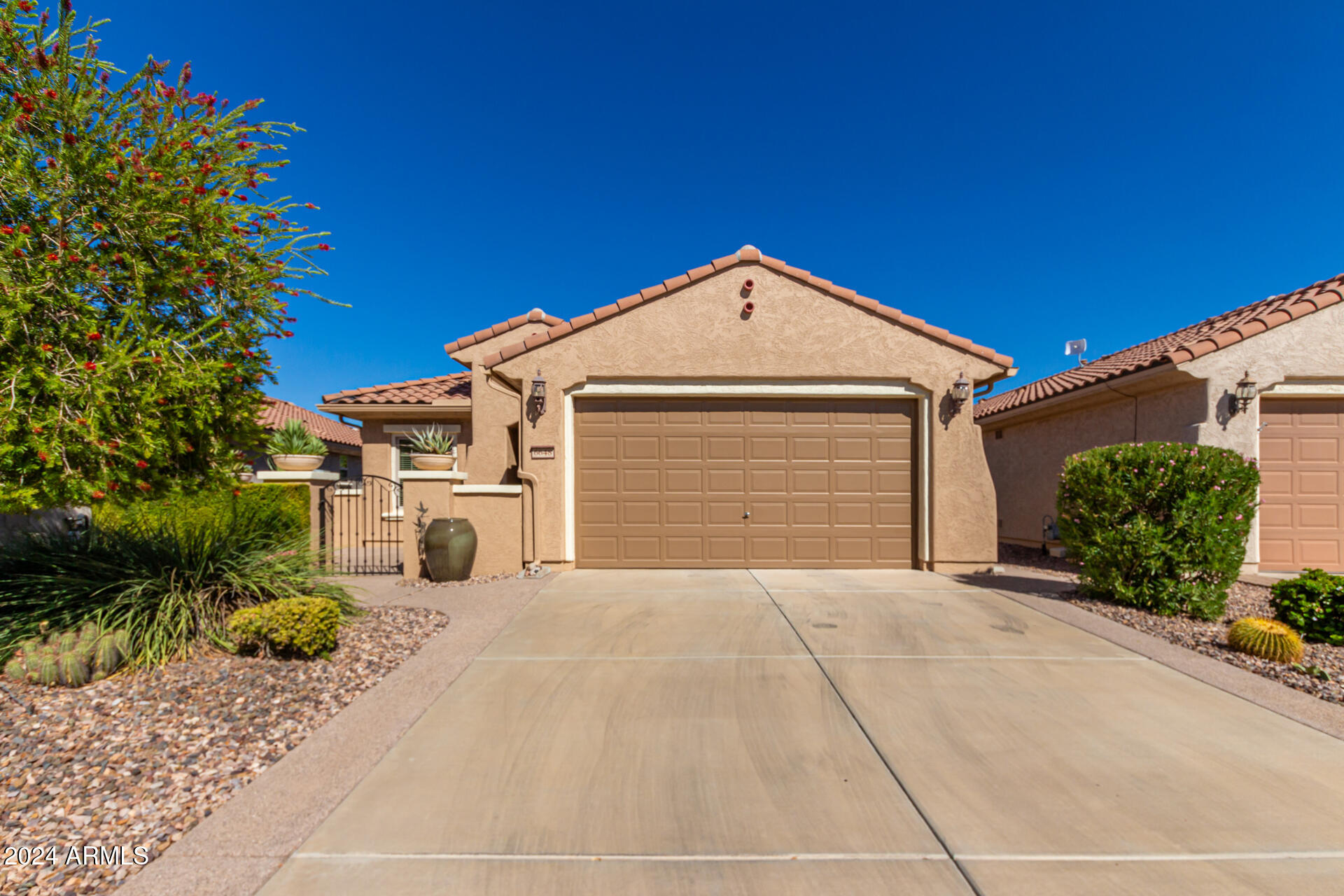 6648 W MOCKINGBIRD Way