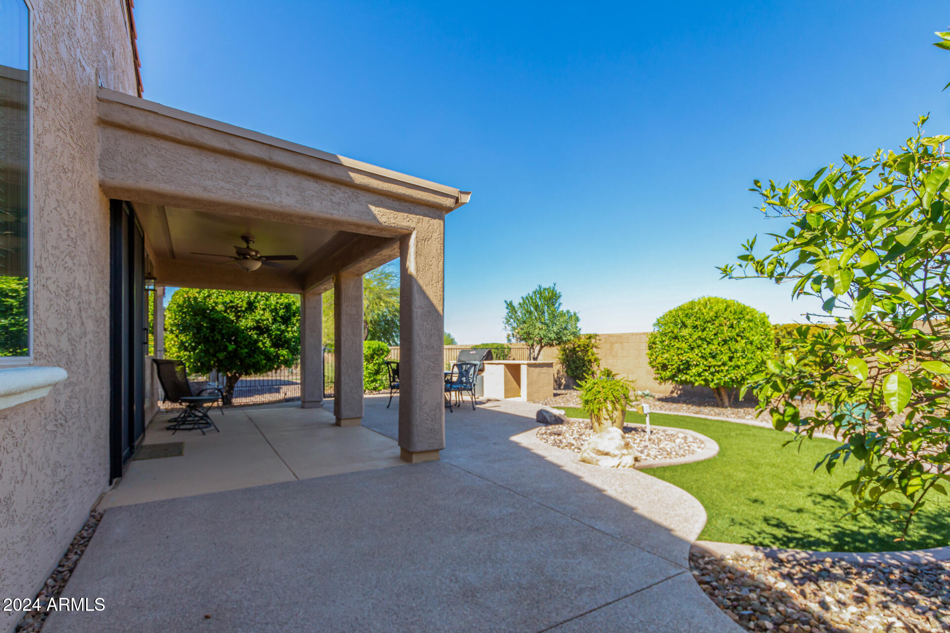 6648 W MOCKINGBIRD Way