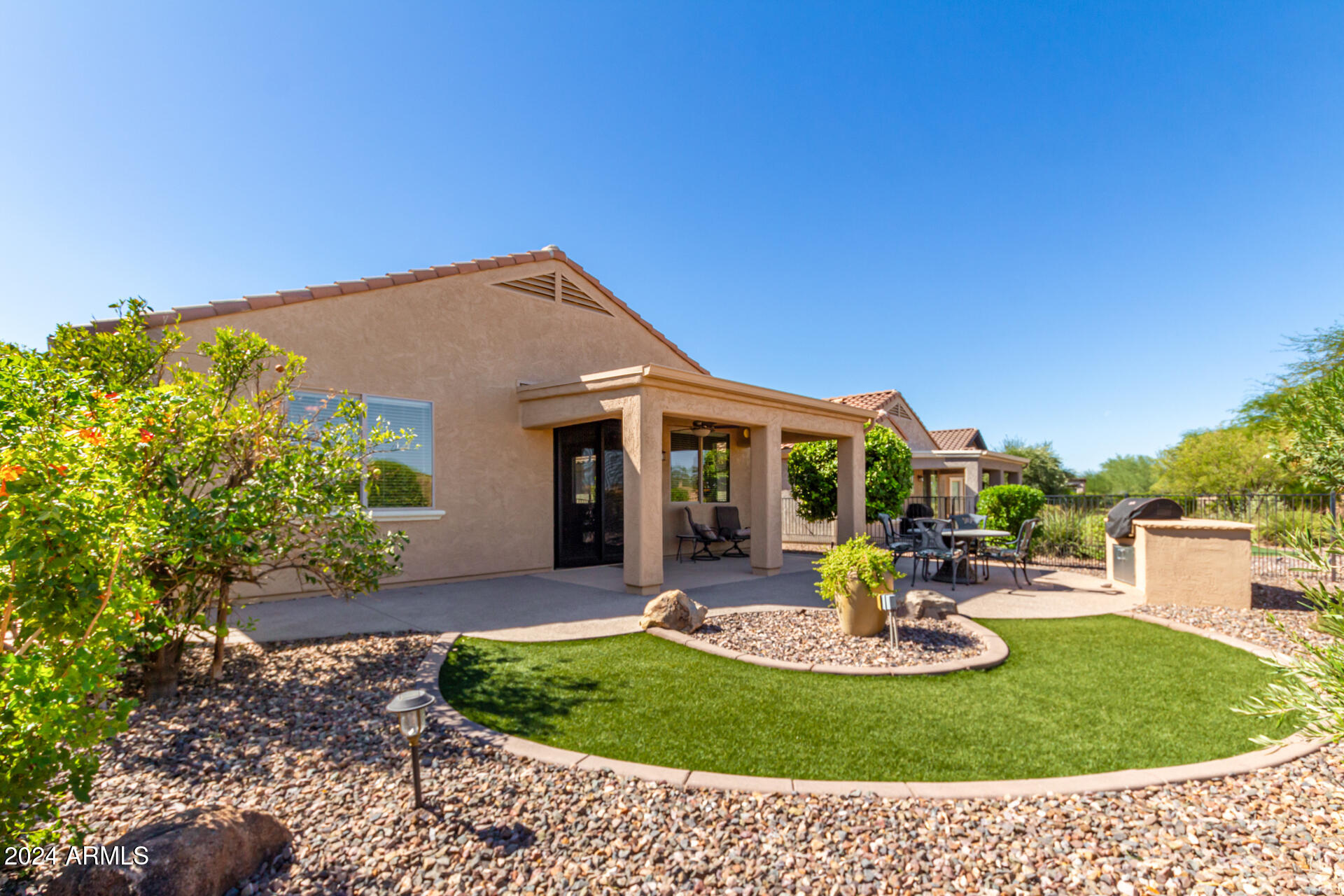 6648 W MOCKINGBIRD Way