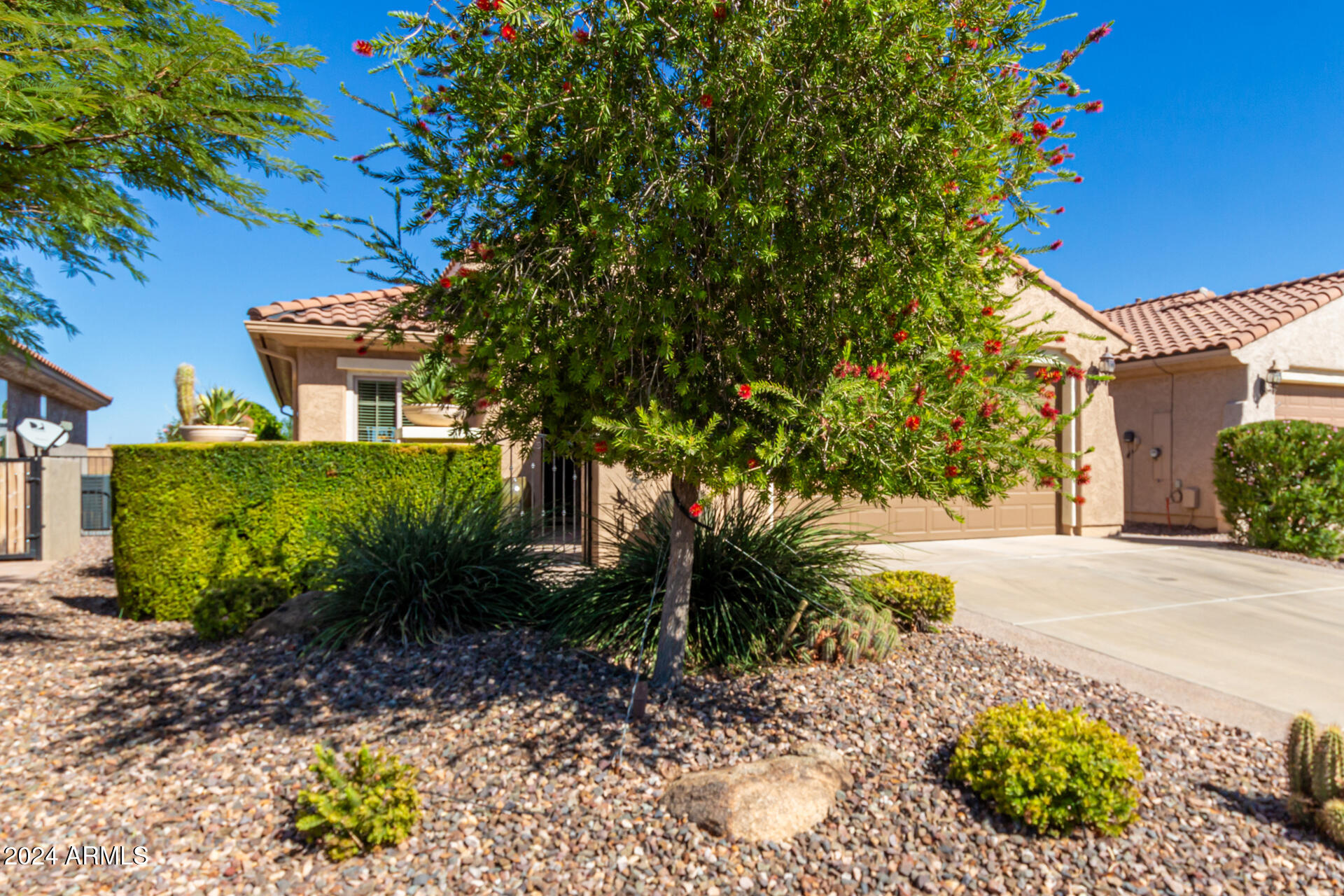 6648 W MOCKINGBIRD Way