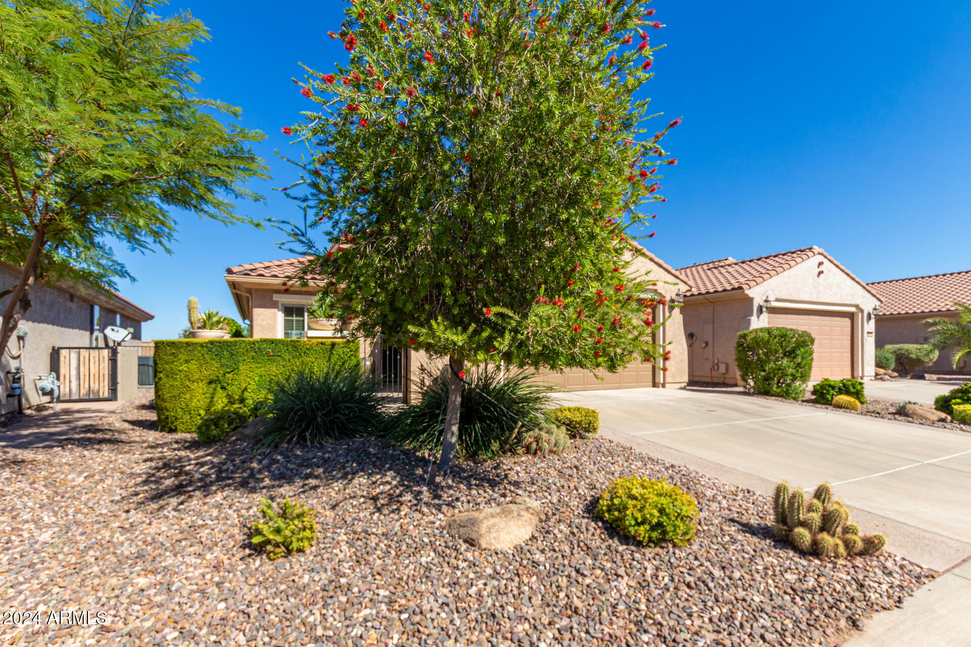 6648 W MOCKINGBIRD Way