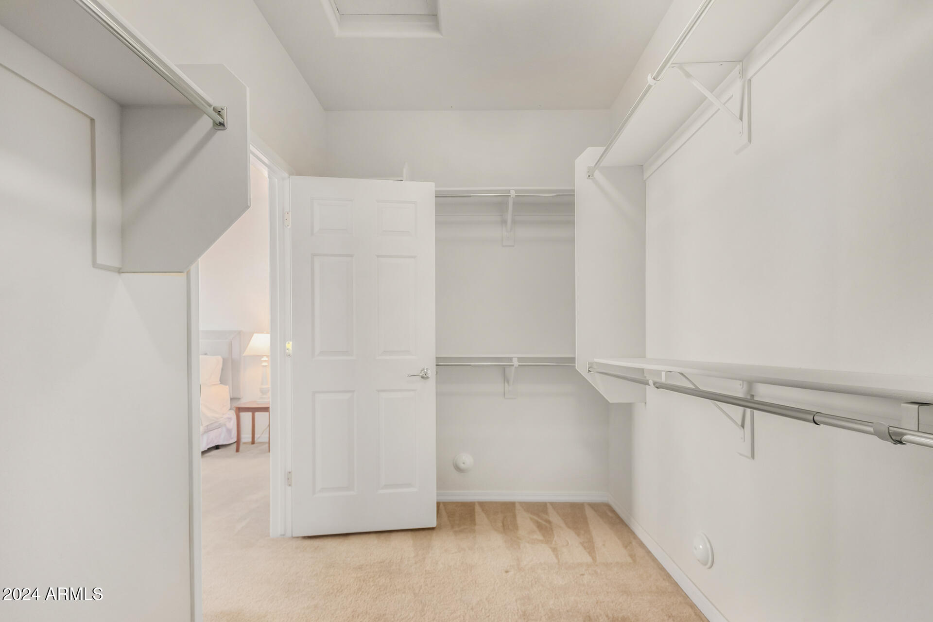 6648 W MOCKINGBIRD Way