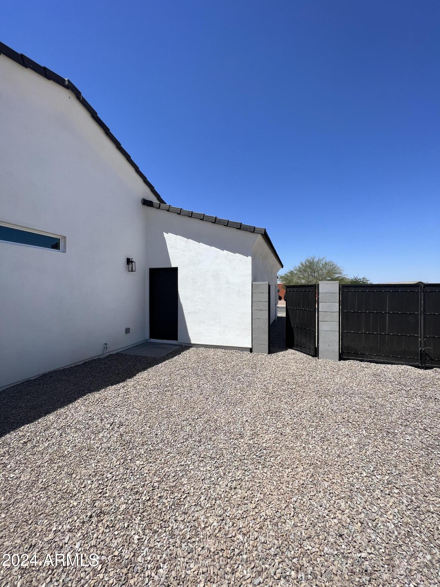 13627 S DEL RIO Road