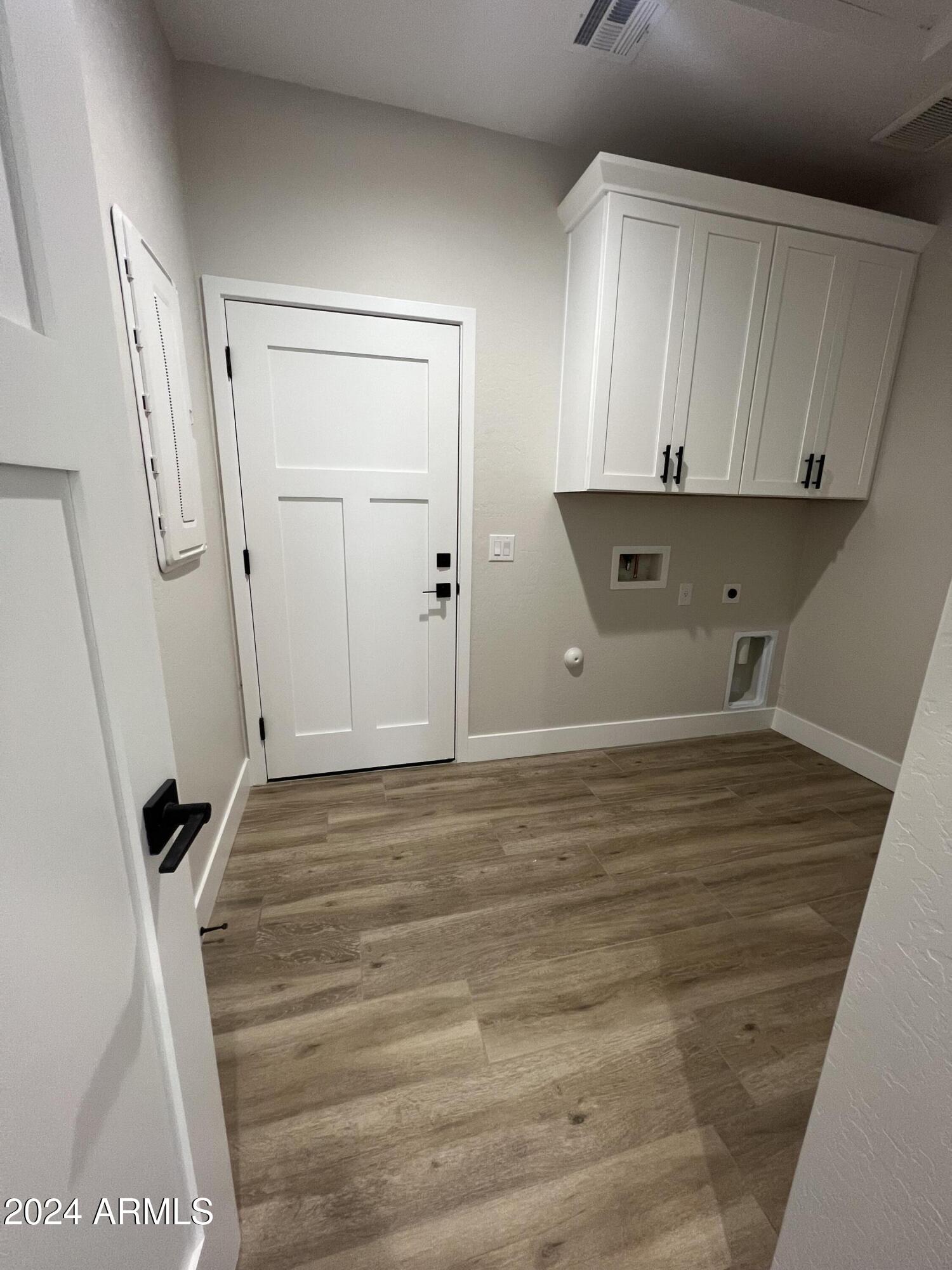 13627 S DEL RIO Road