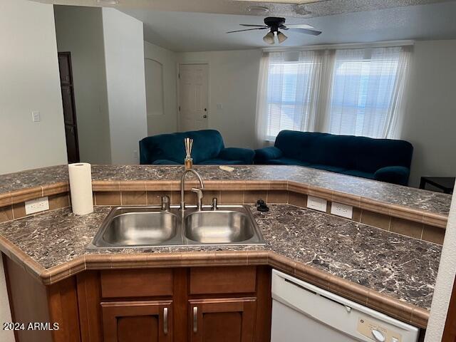 6227 N LITCHFIELD Road # 43