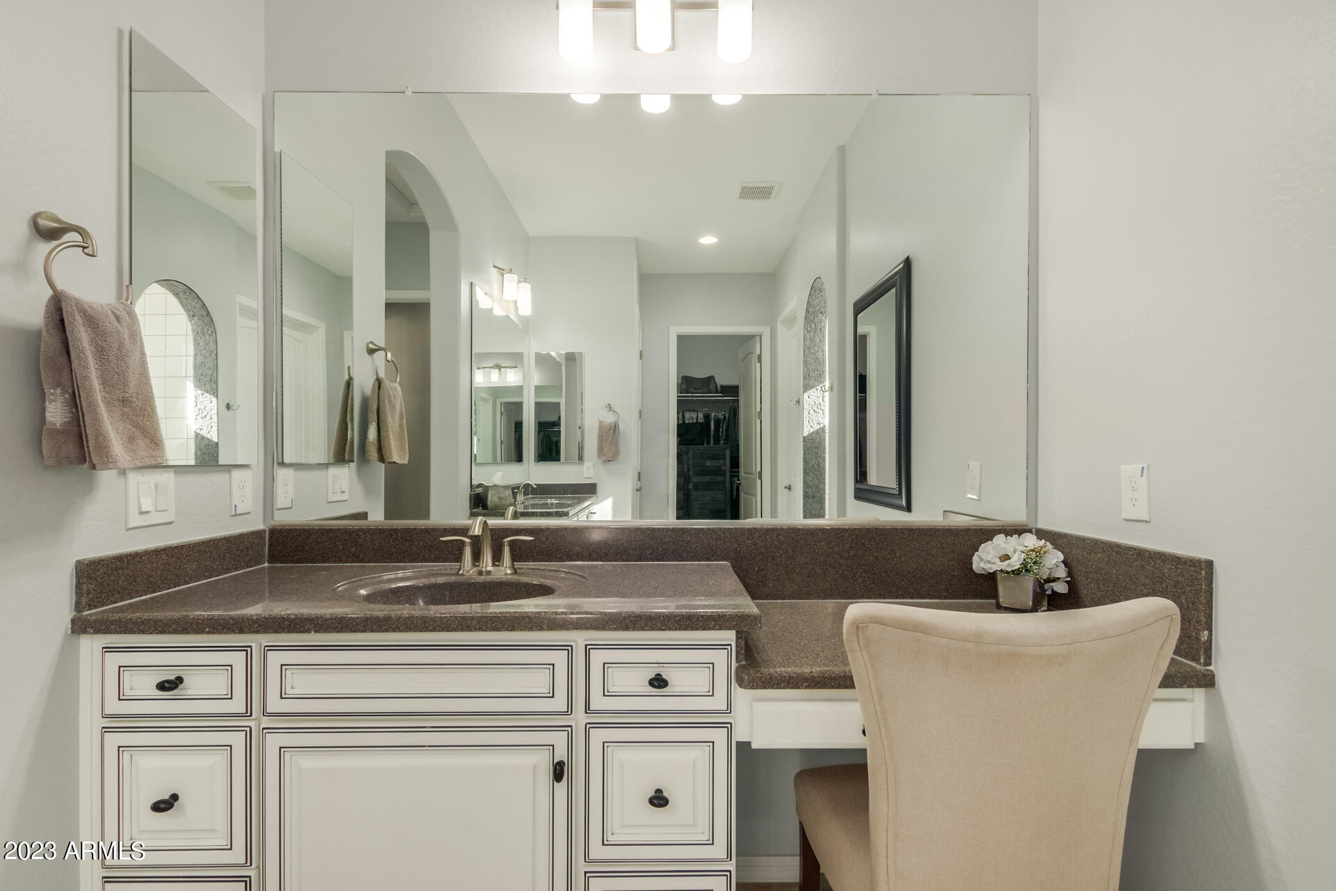 5771 W CINDER BROOK Way