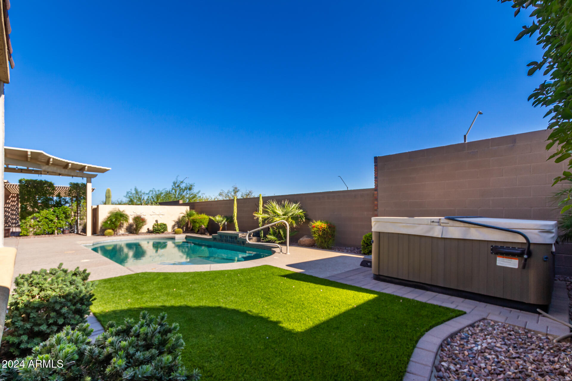 5771 W CINDER BROOK Way