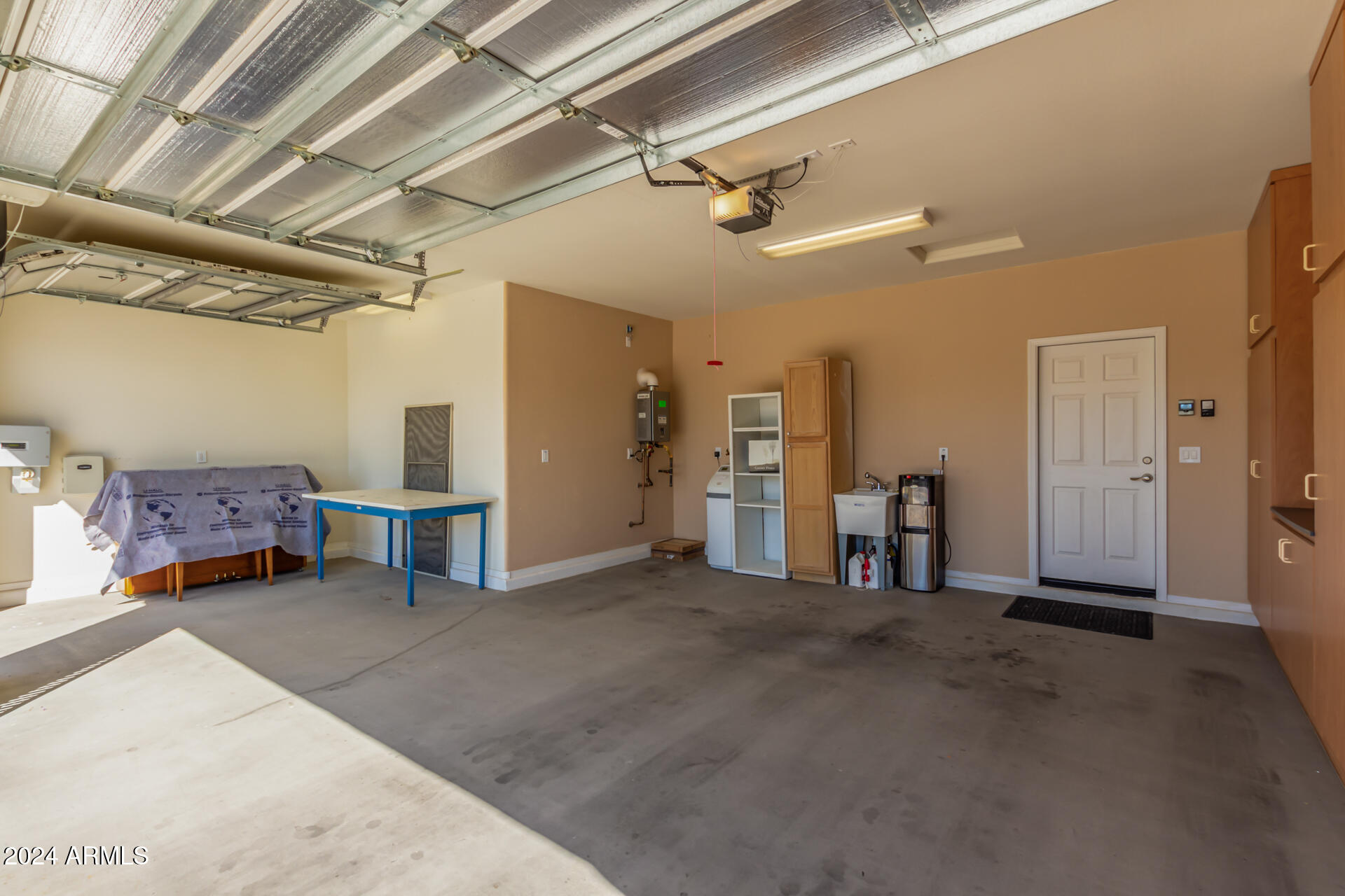 7214 W MERRIWEATHER Way