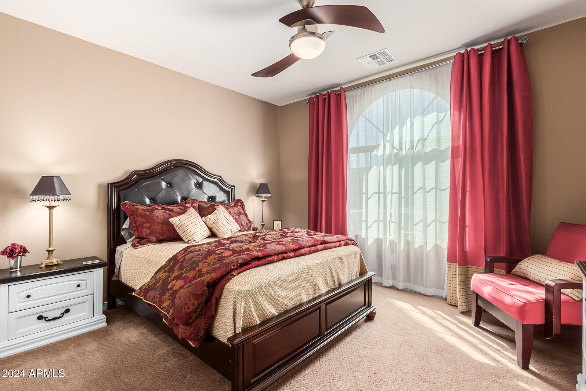 7214 W MERRIWEATHER Way