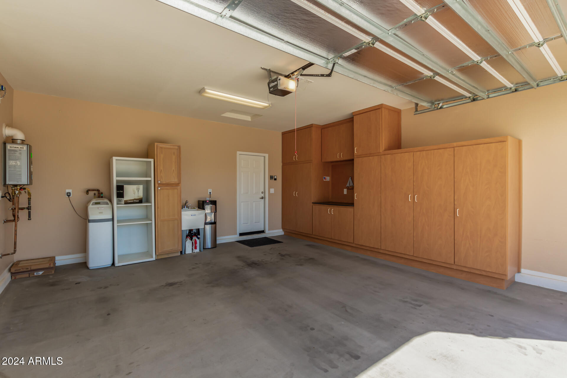 7214 W MERRIWEATHER Way