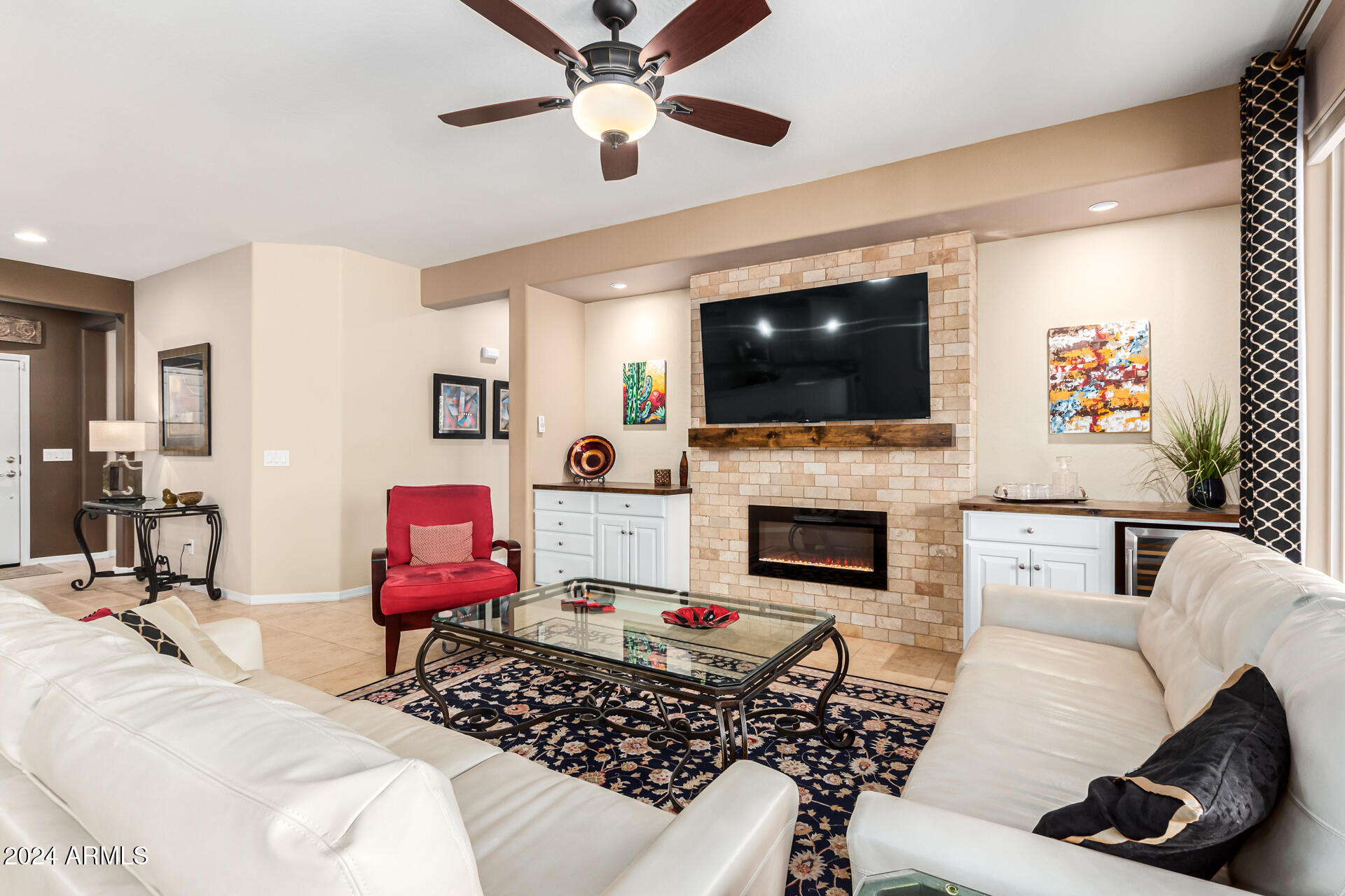 7214 W MERRIWEATHER Way