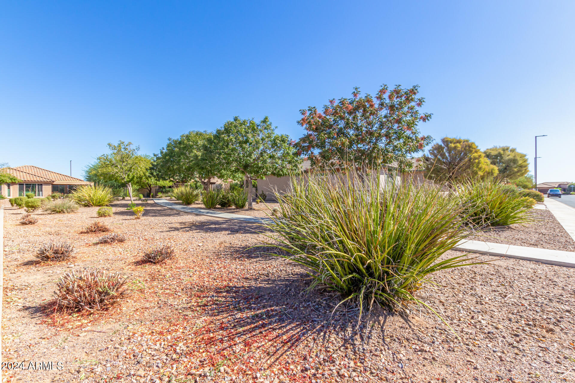 7214 W MERRIWEATHER Way