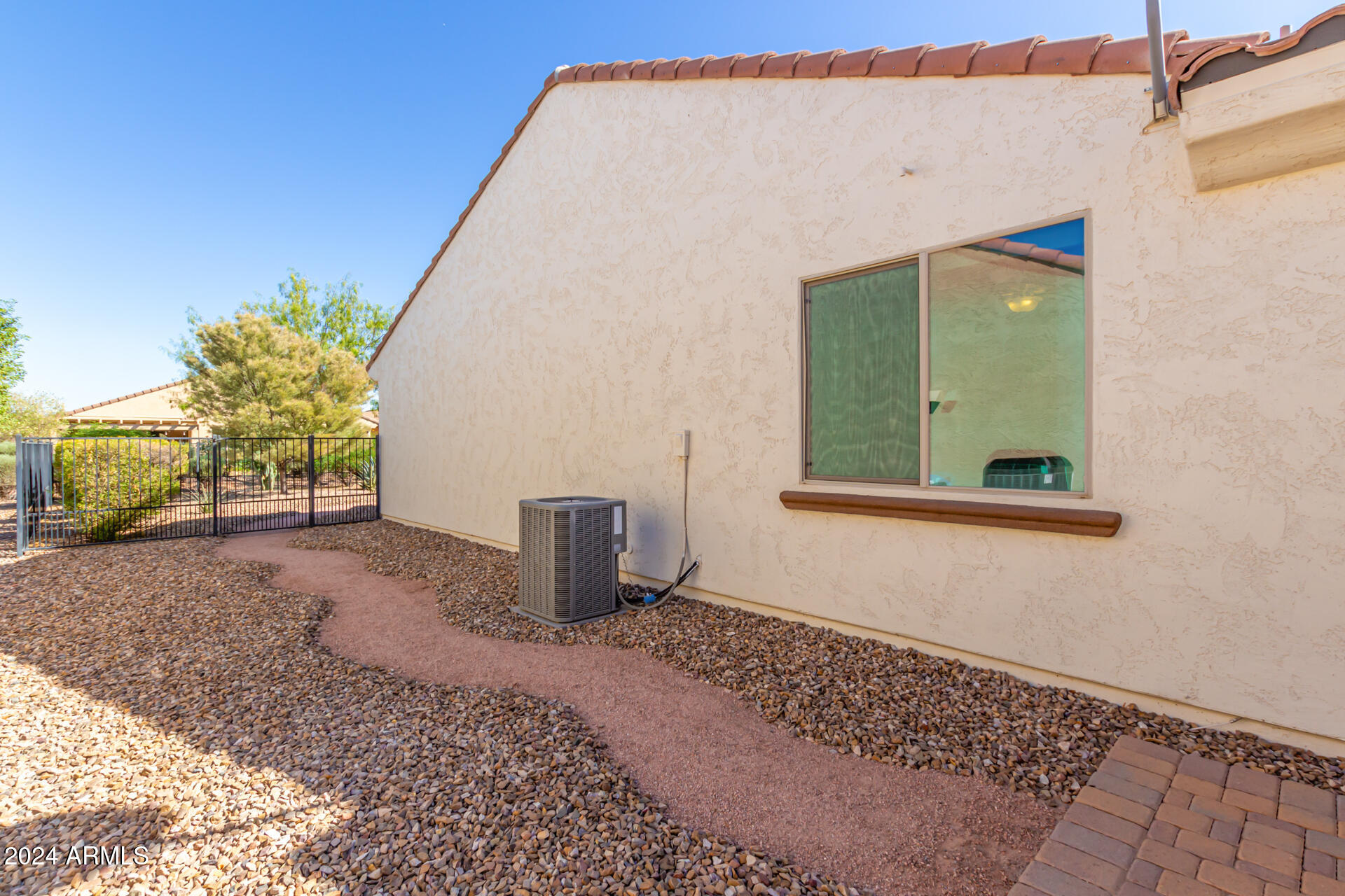 7214 W MERRIWEATHER Way