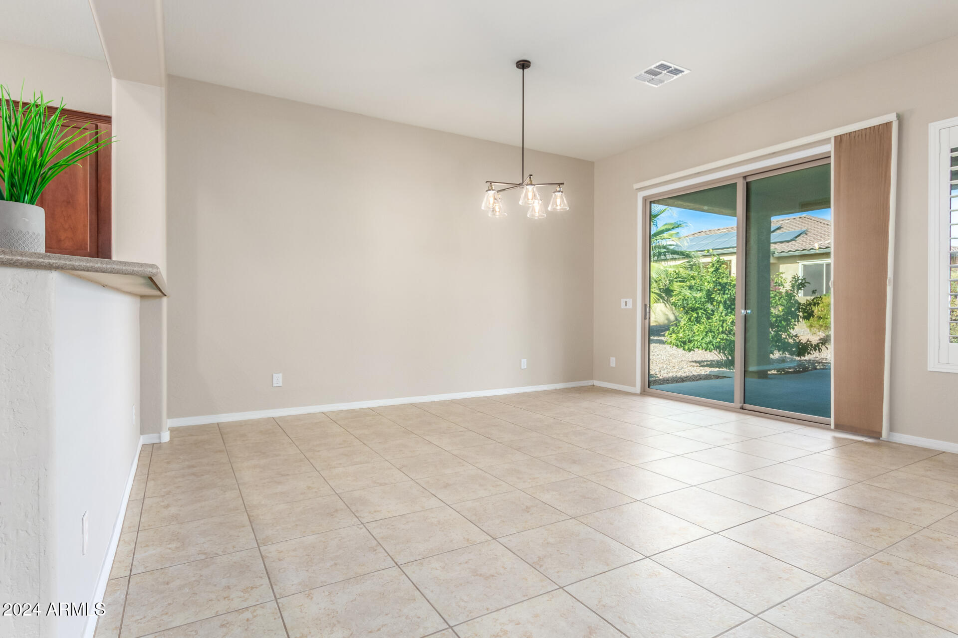 7818 W MONTEBELLO Way