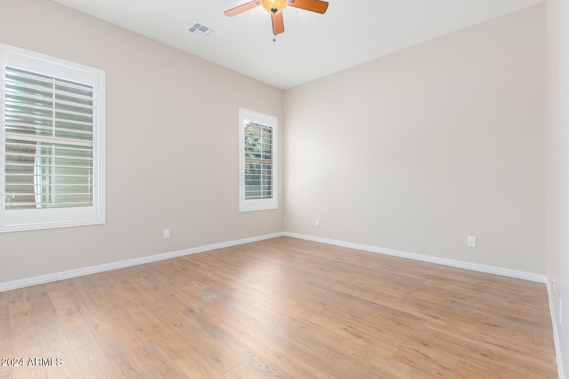 7818 W MONTEBELLO Way