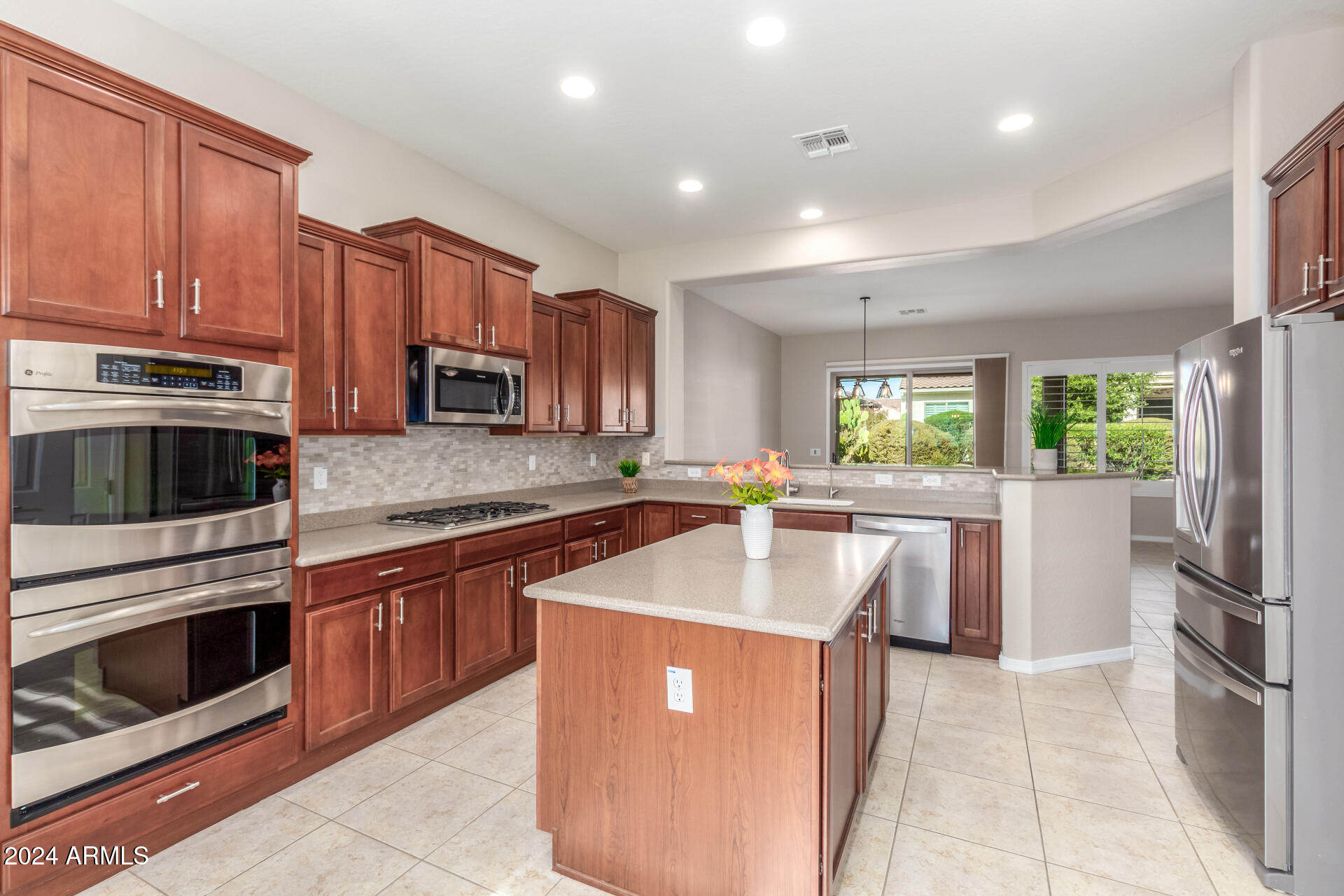 7818 W MONTEBELLO Way