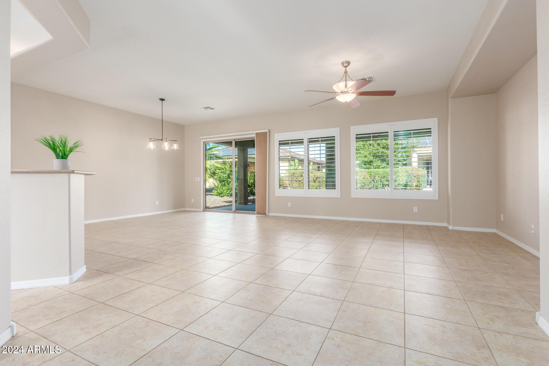 7818 W MONTEBELLO Way