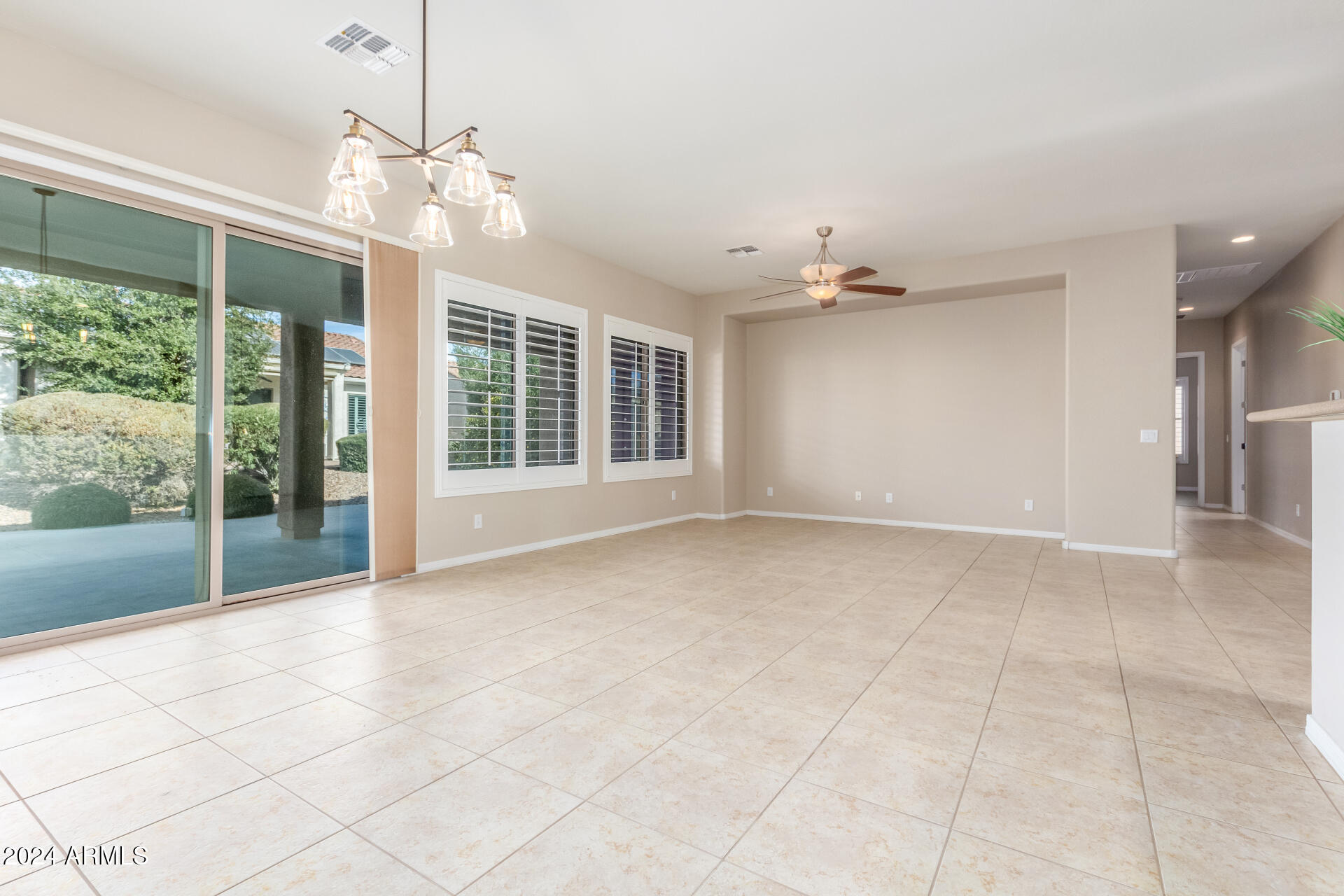 7818 W MONTEBELLO Way