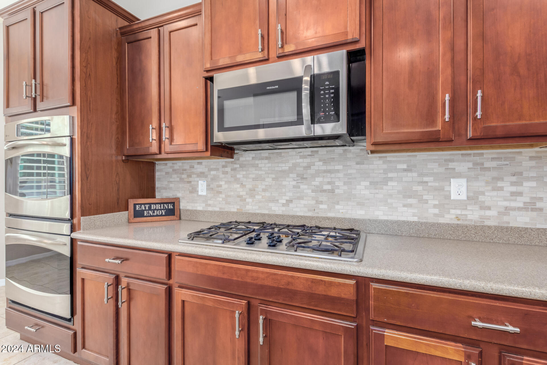 7818 W MONTEBELLO Way