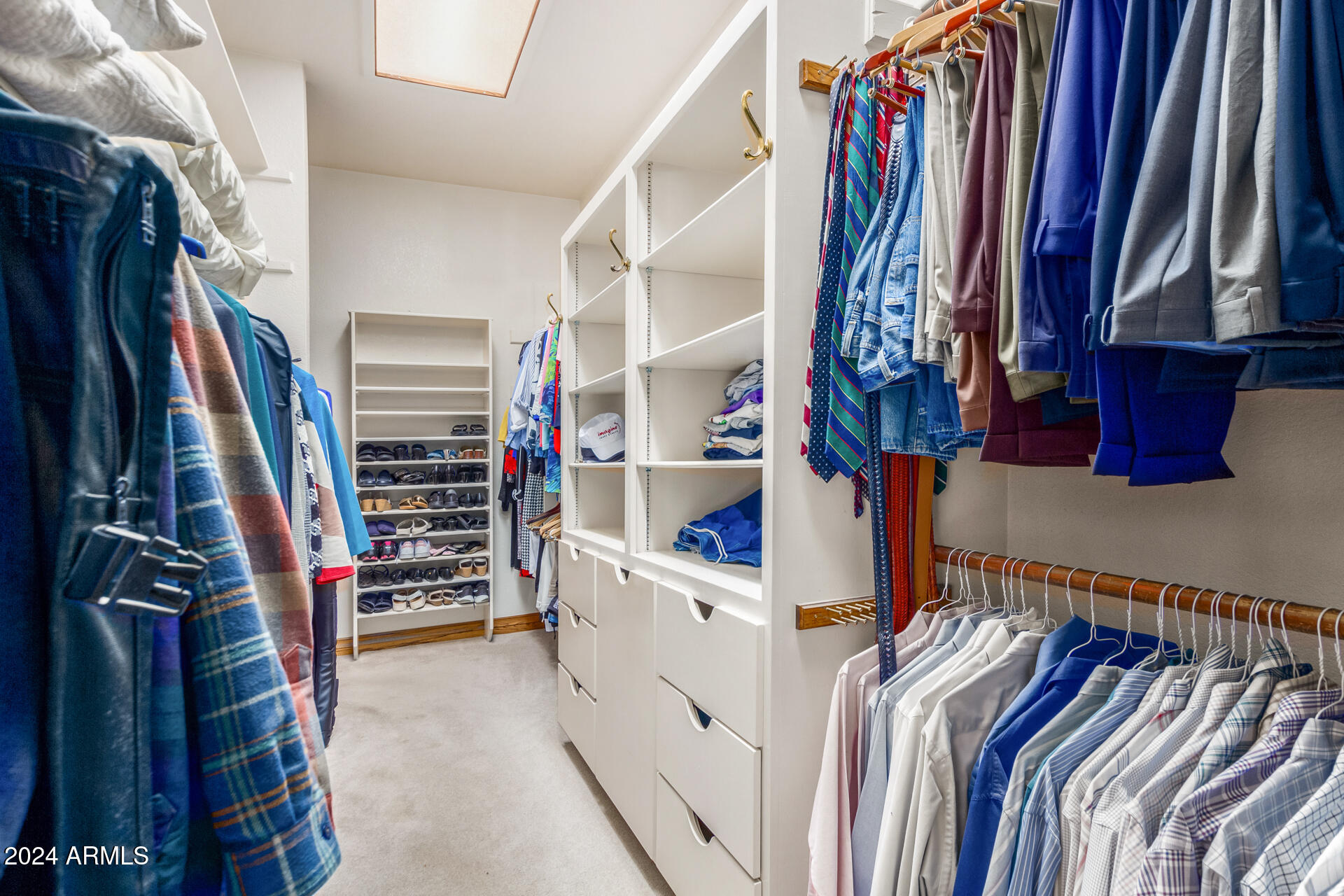 2166 E CAROLINE Lane