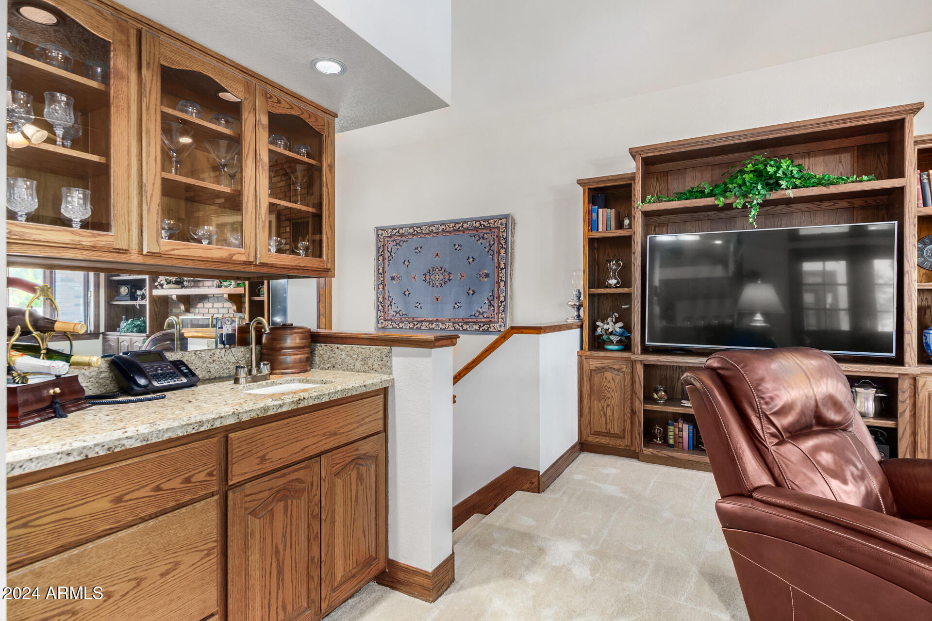 2166 E CAROLINE Lane