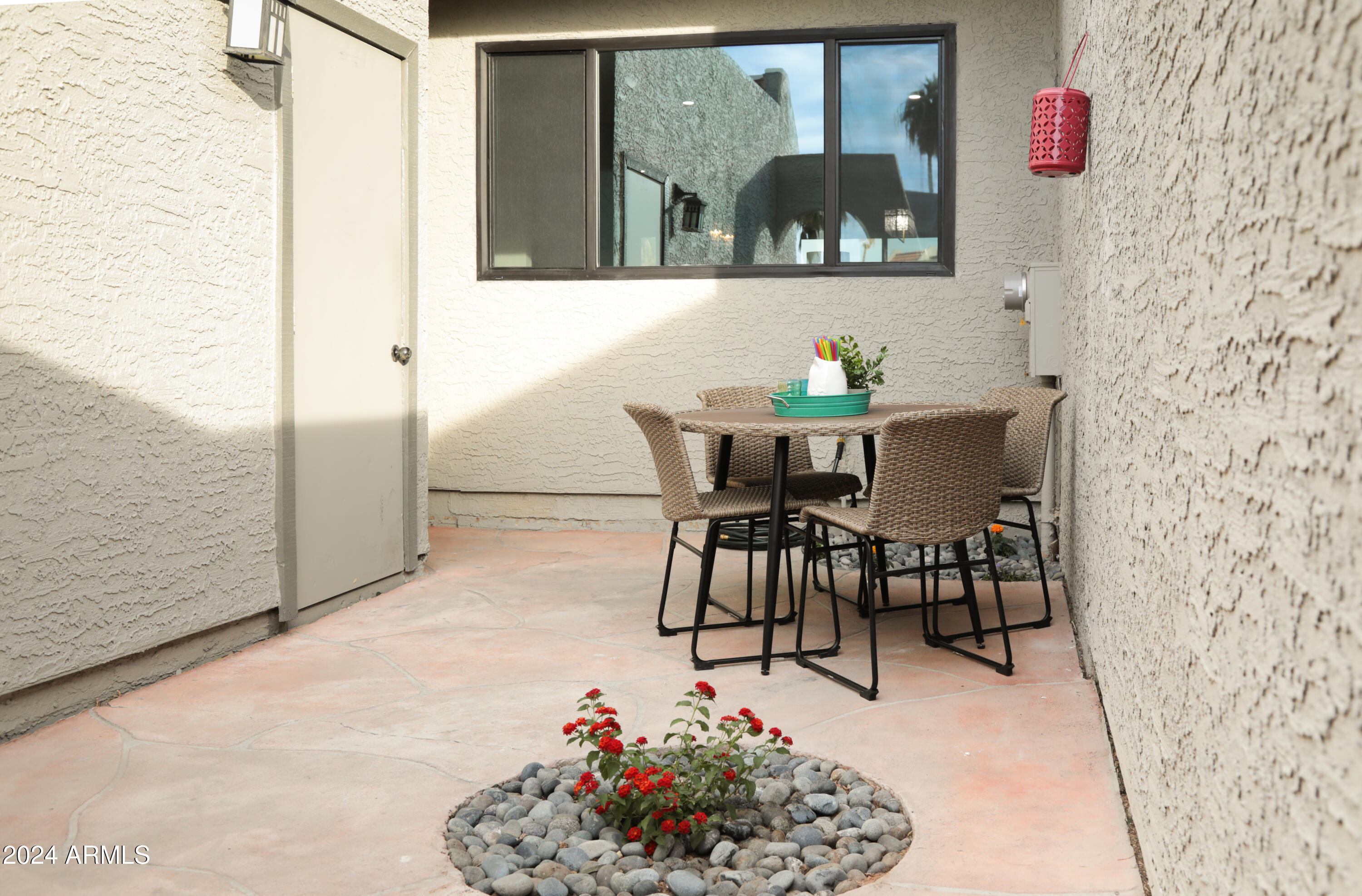 2524 S EL PARADISO -- # 99