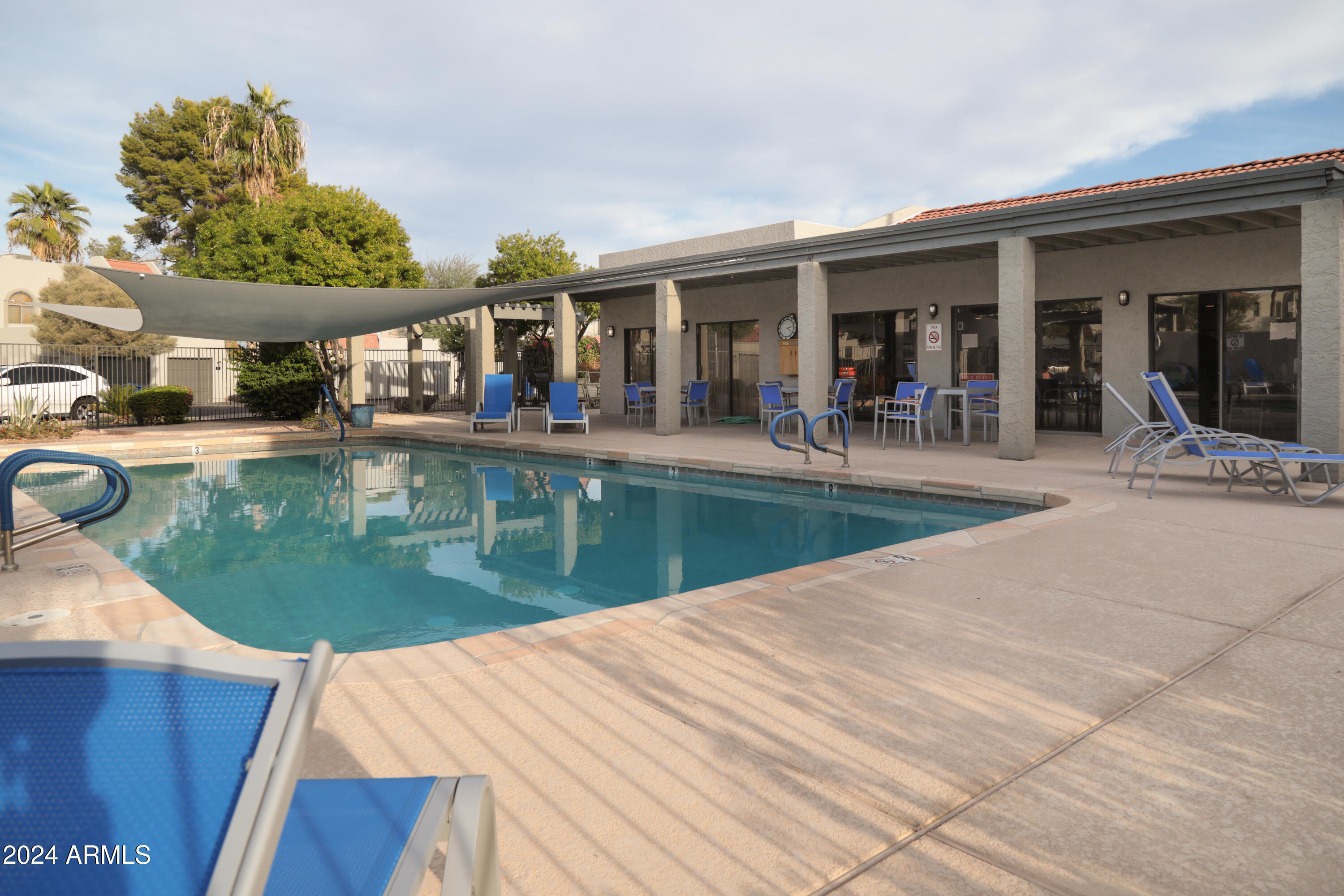 2524 S EL PARADISO -- # 99