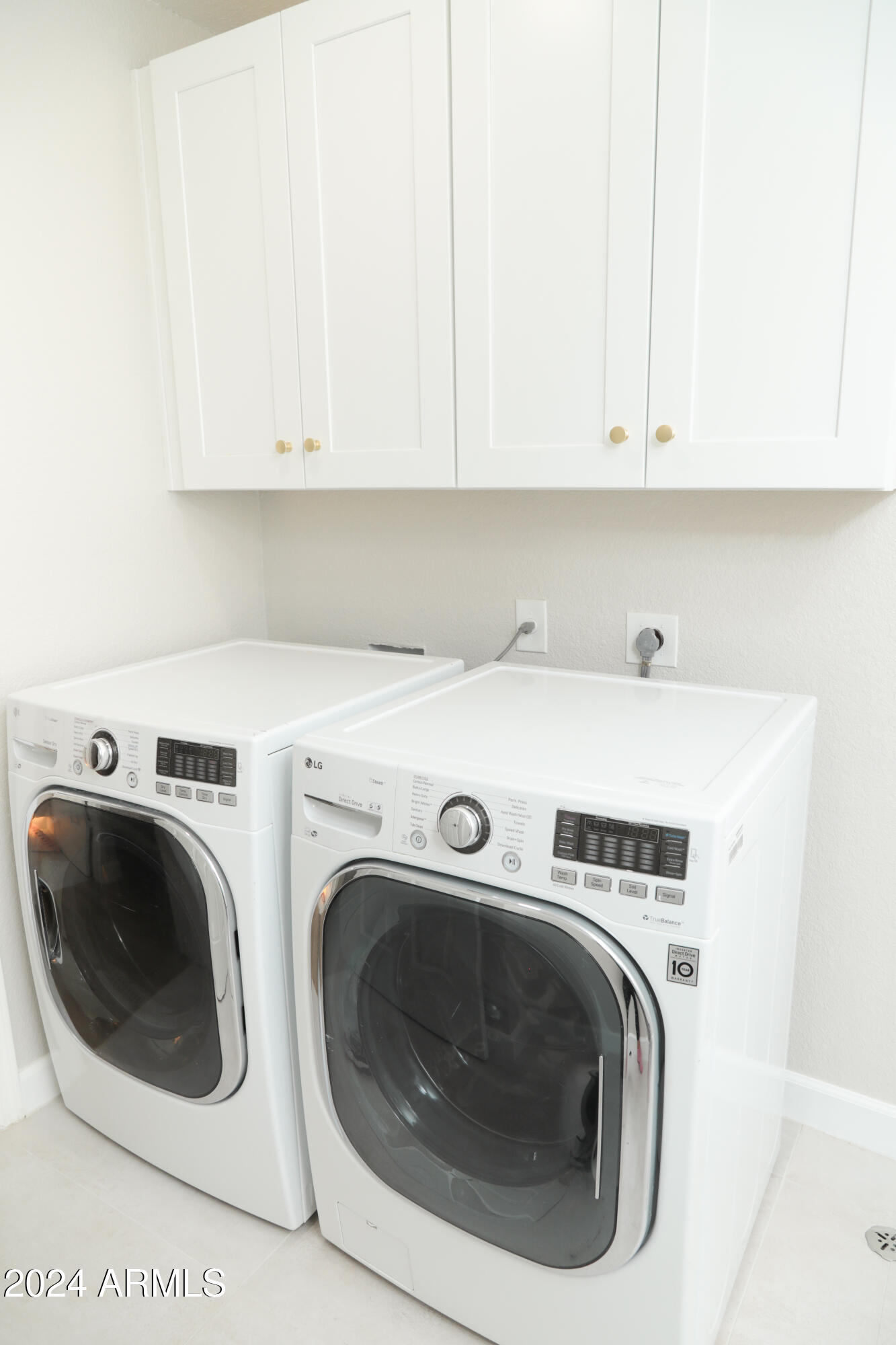 2524 S EL PARADISO -- # 99