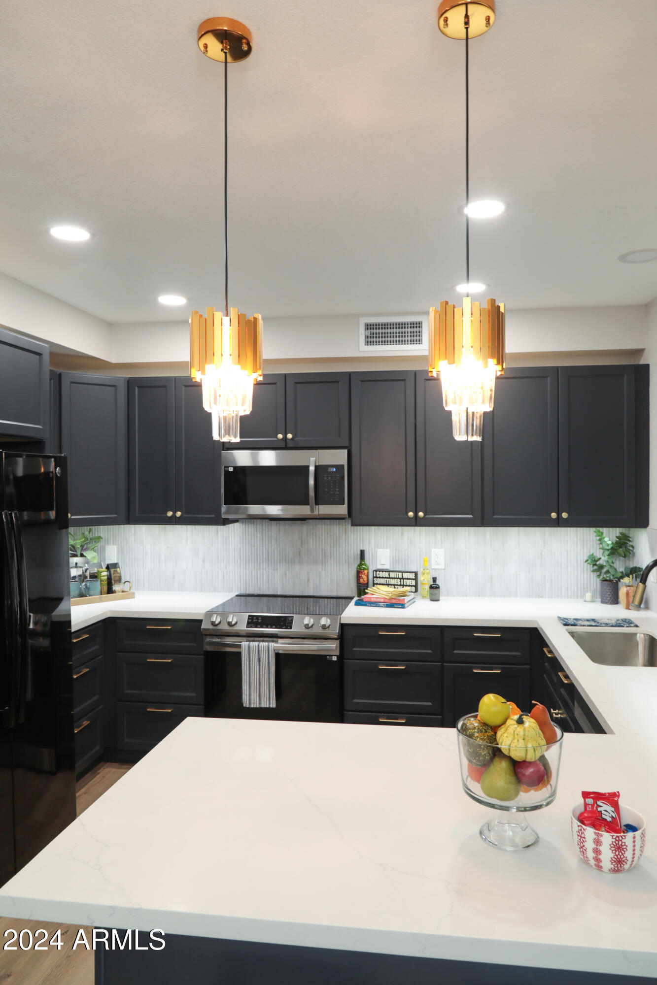 2524 S EL PARADISO -- # 99