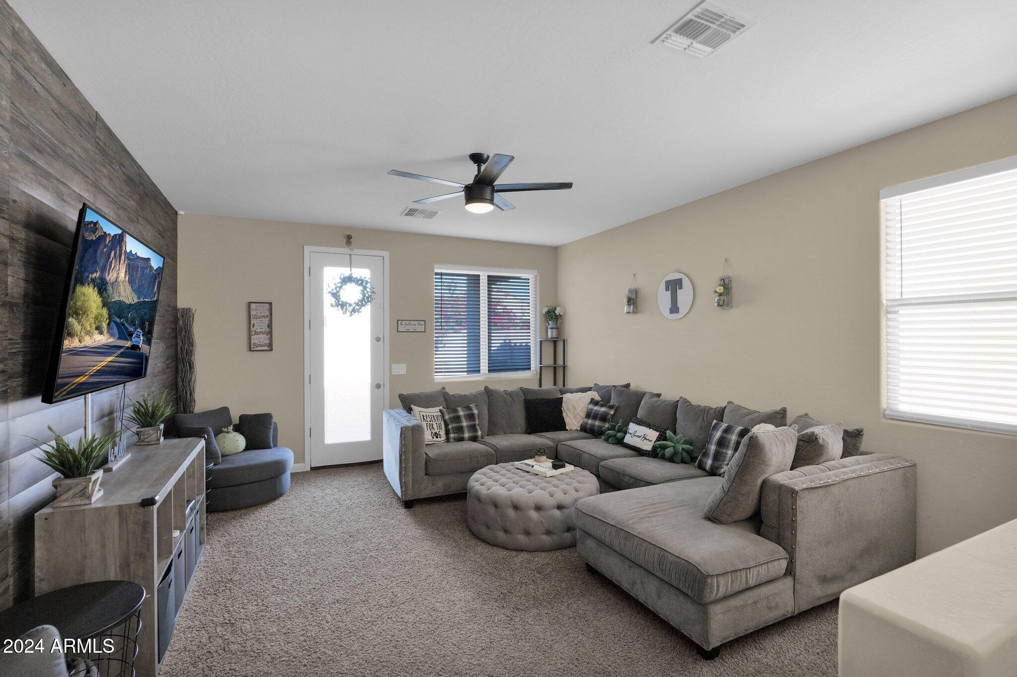 4898 E IOLITE Street