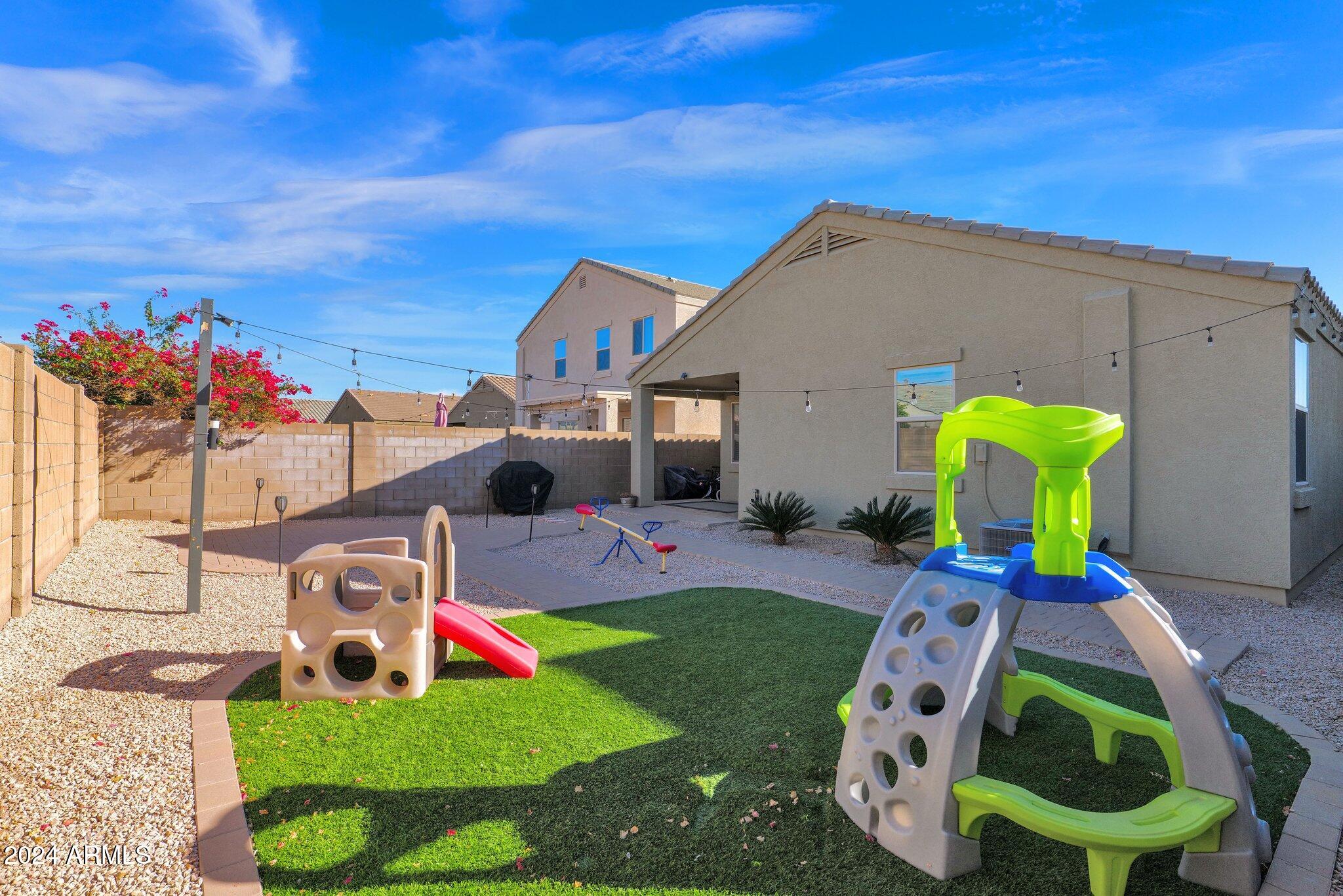 4898 E IOLITE Street